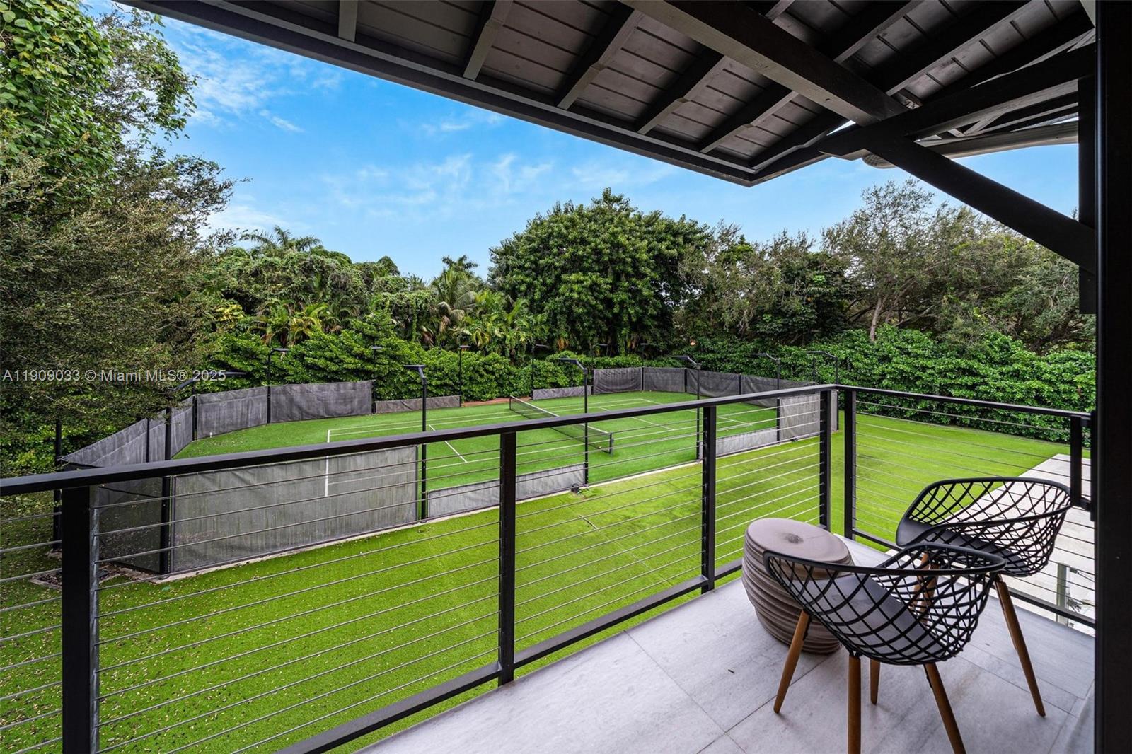 Pinecrest - Residential