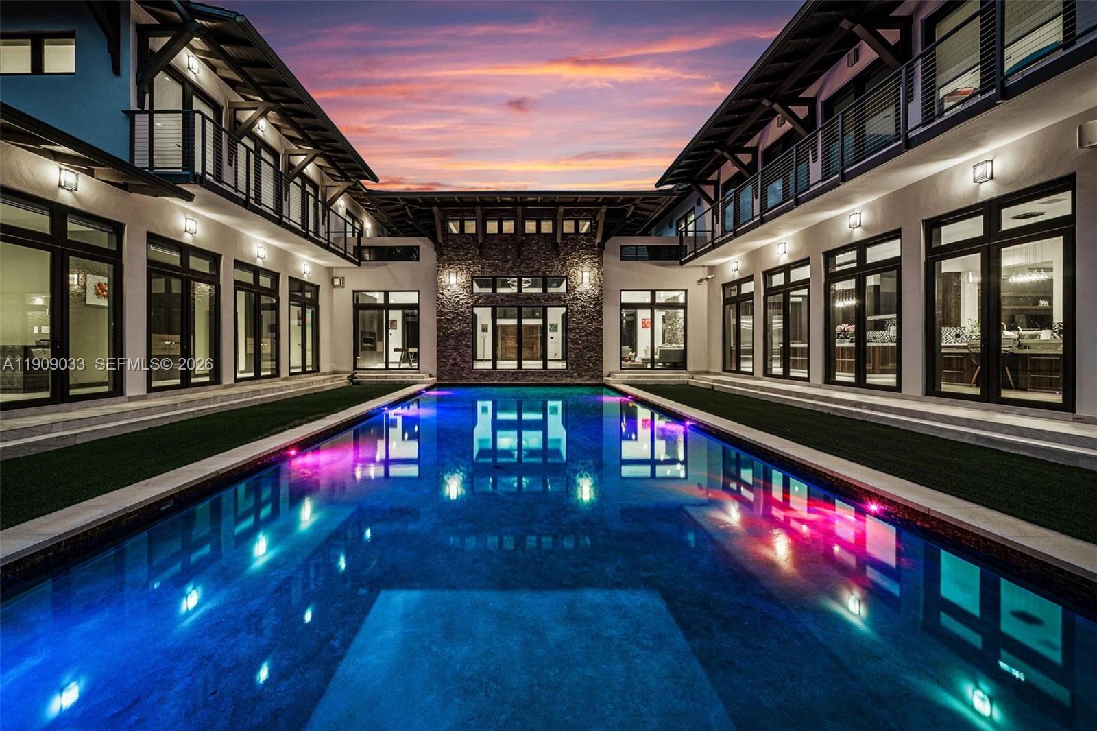 Pinecrest - Residential