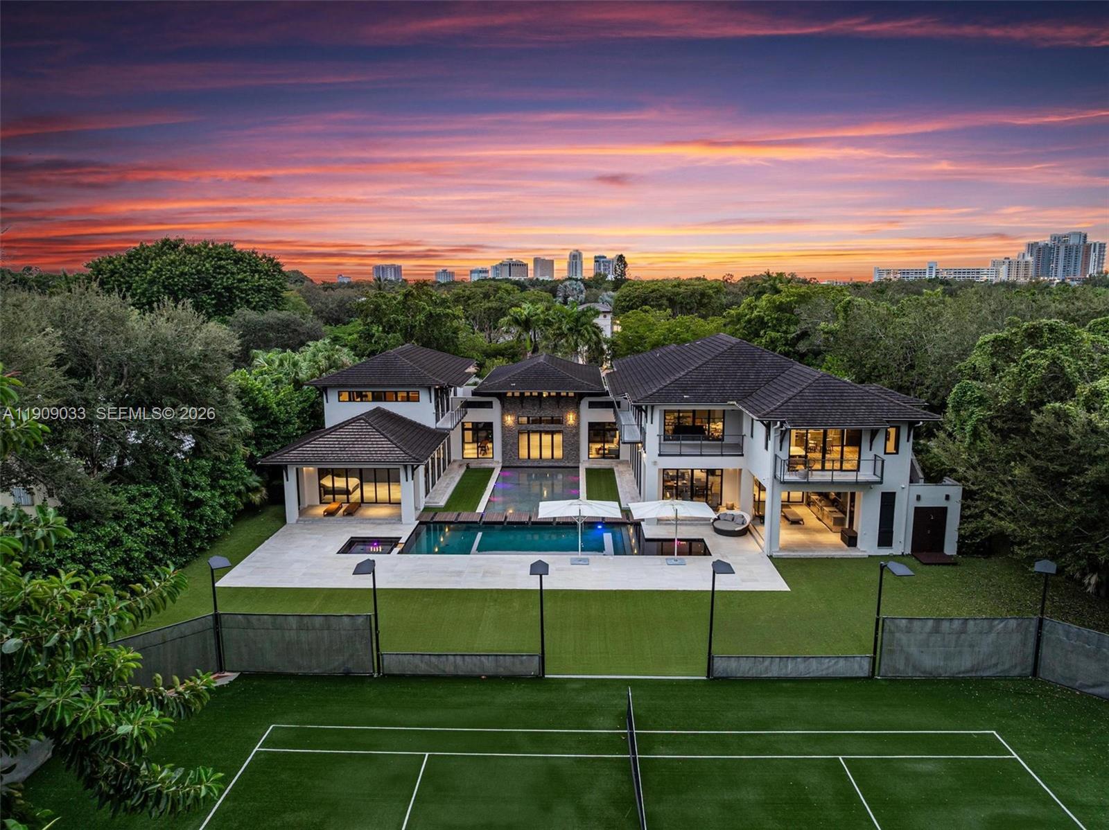 Pinecrest - Residential