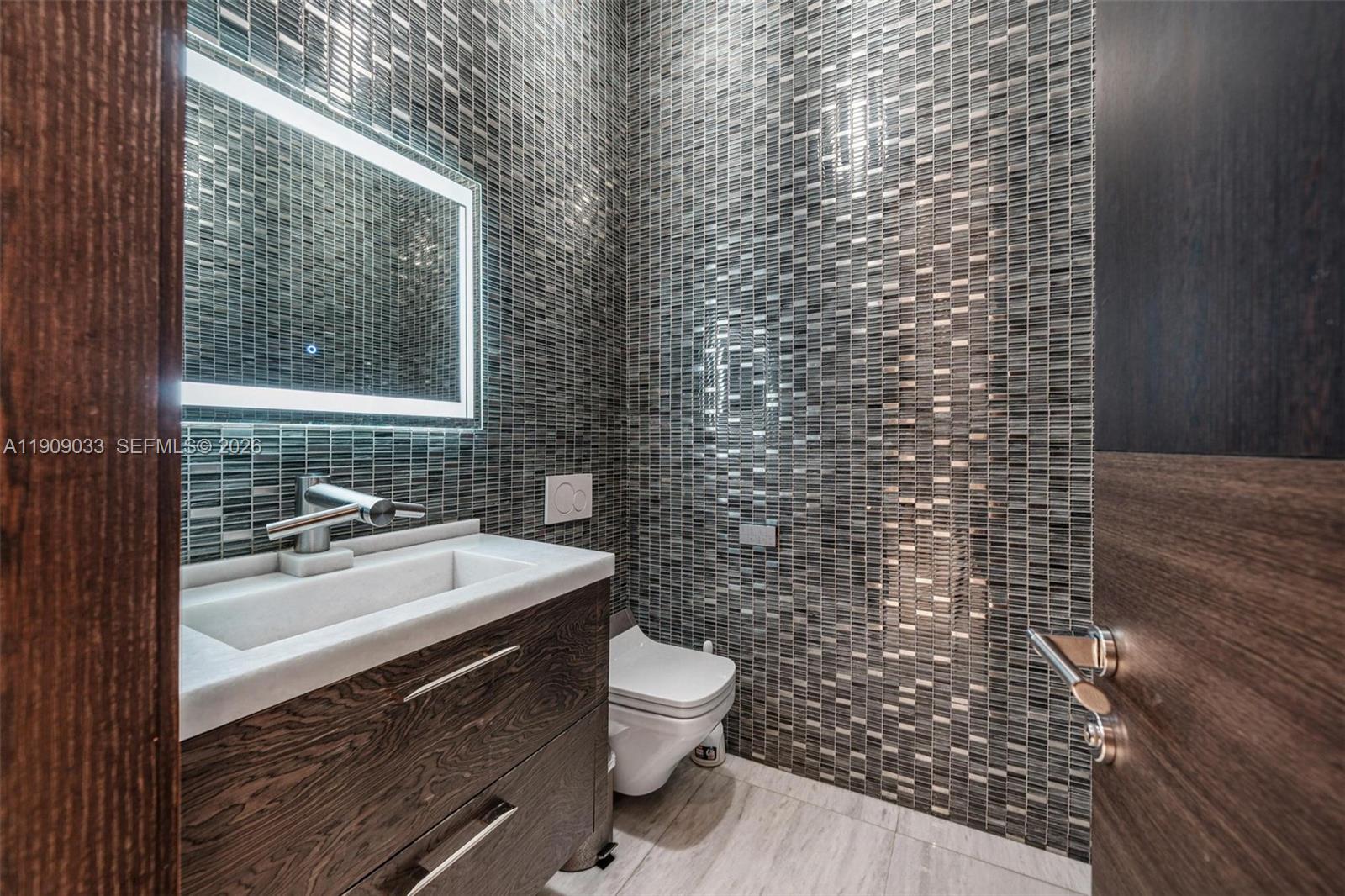 Pinecrest - Residential