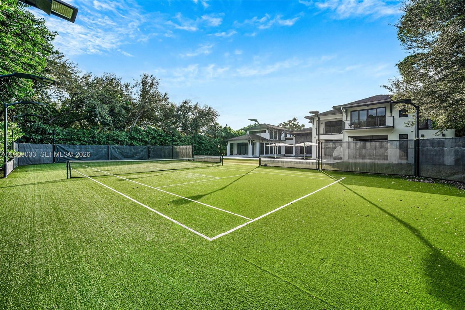 Pinecrest - Residential