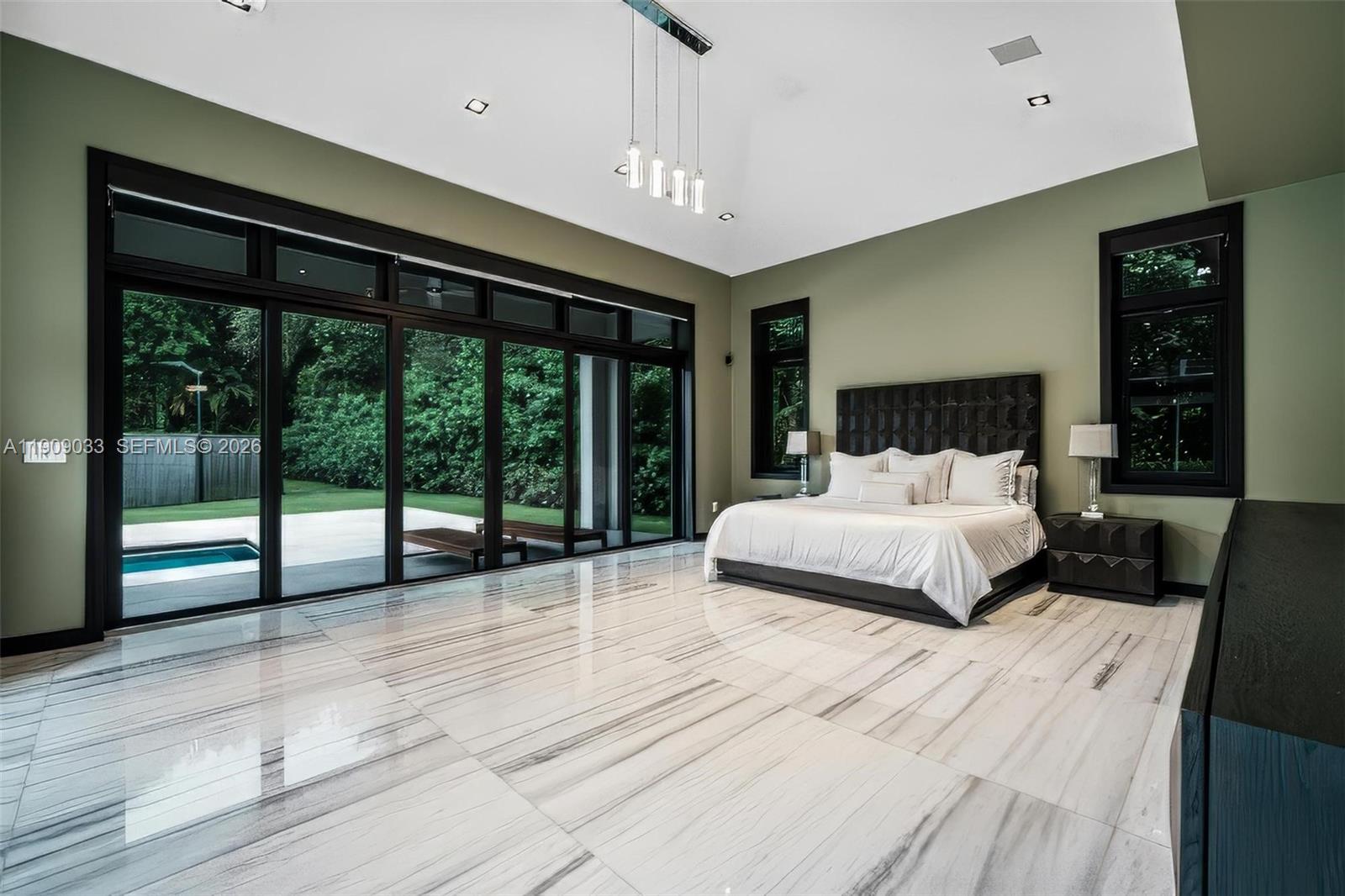 Pinecrest - Residential