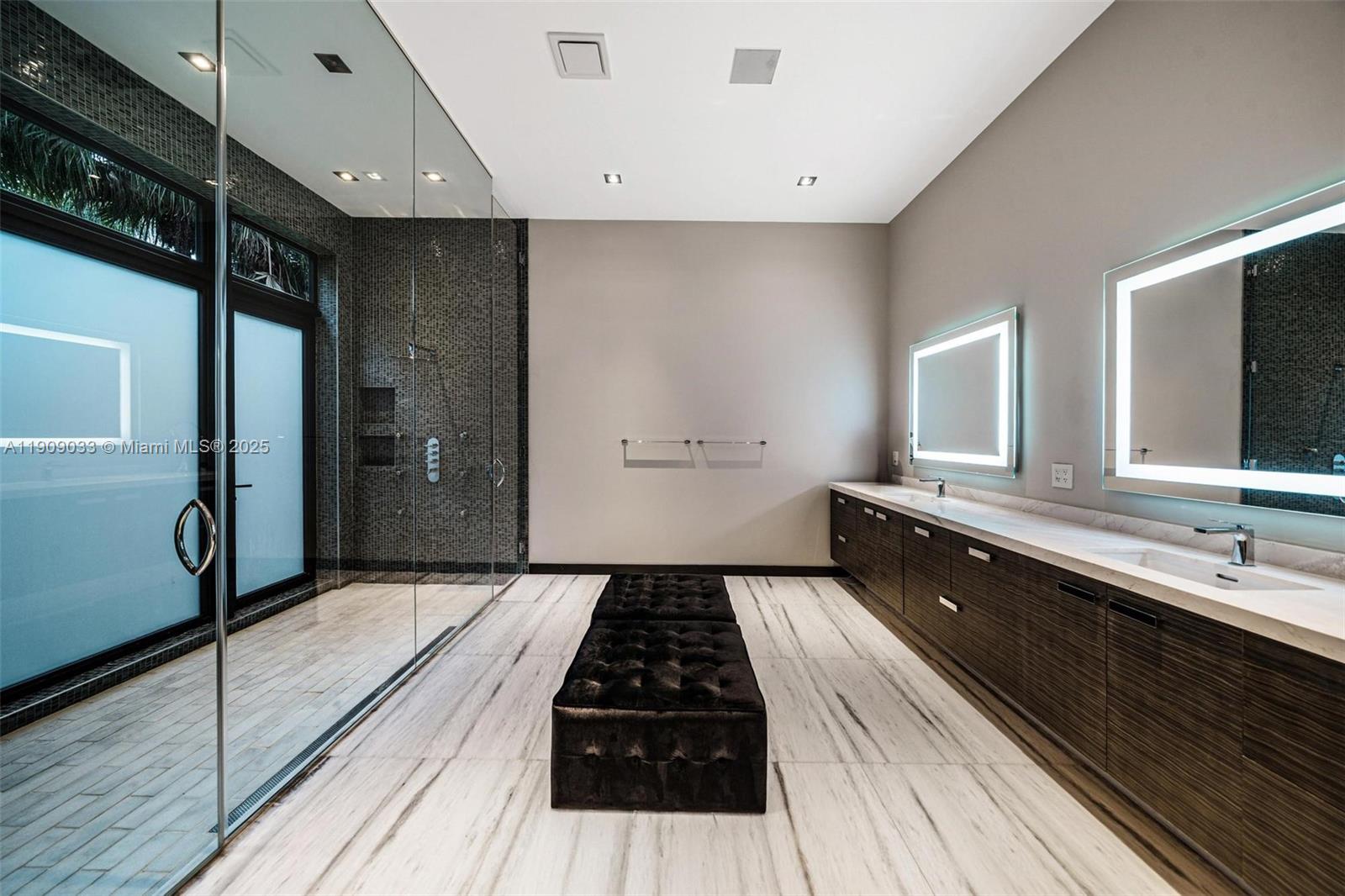 Pinecrest - Residential