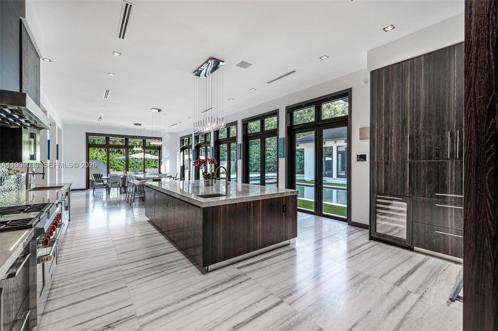 Pinecrest - Residential