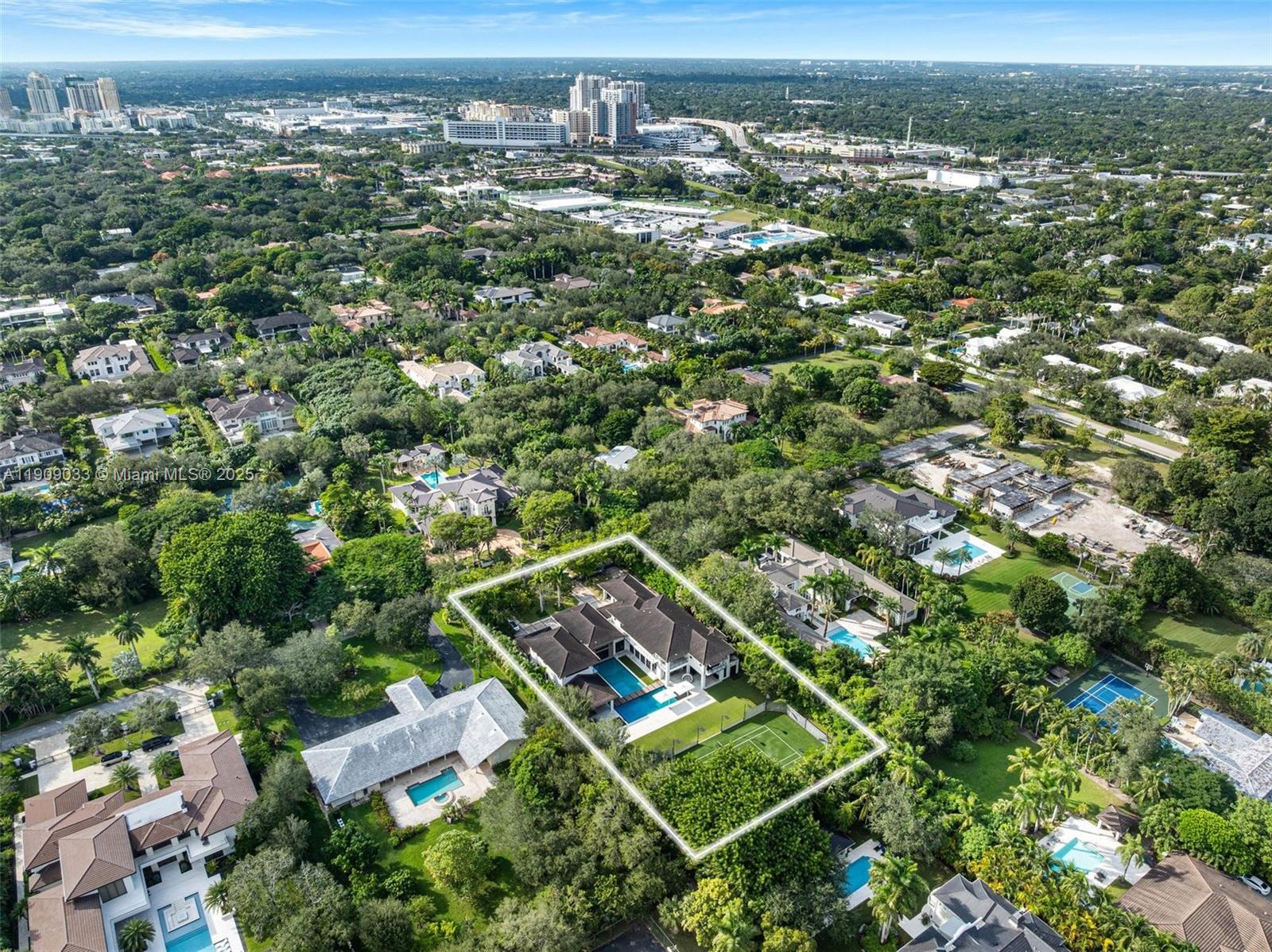 Pinecrest - Residential