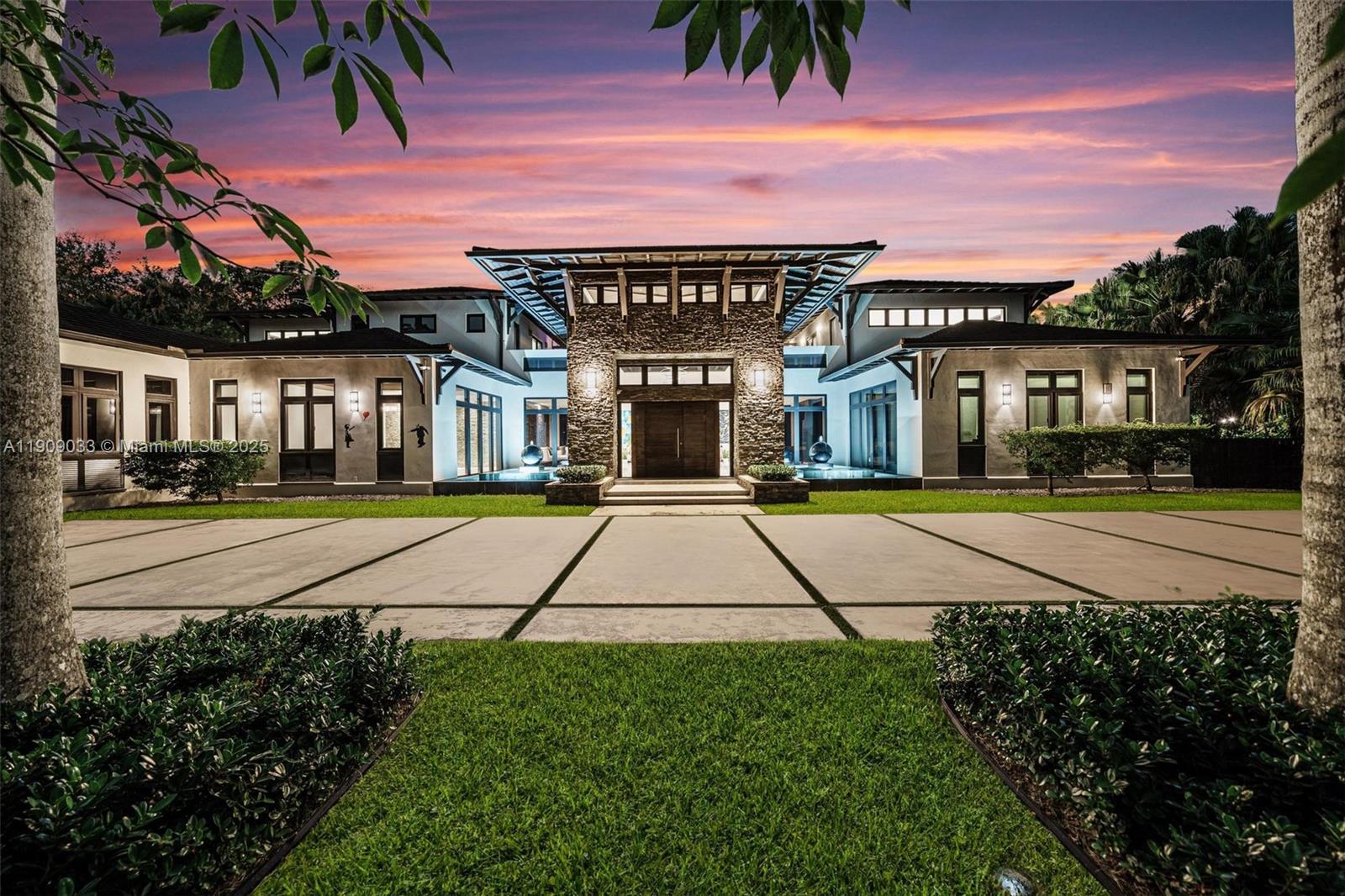 Pinecrest - Residential