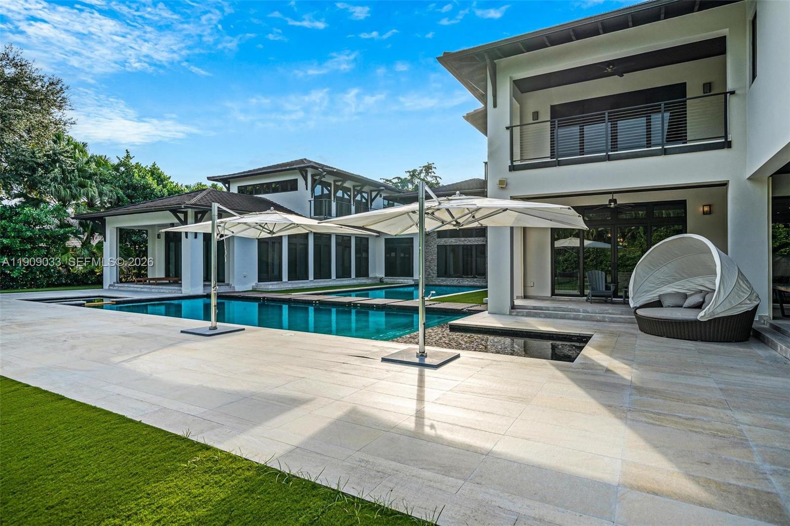 Pinecrest - Residential