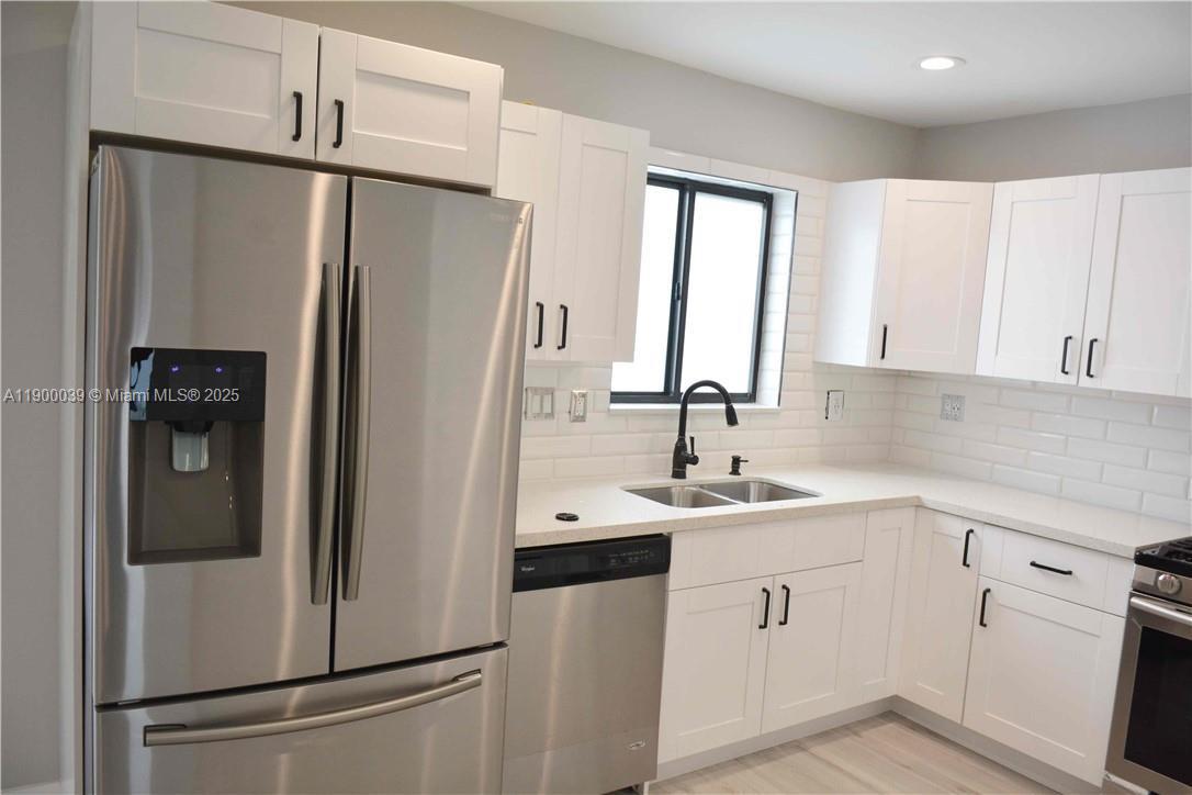 ORANGEBROOK GOLF ESTATES - Residential Lease