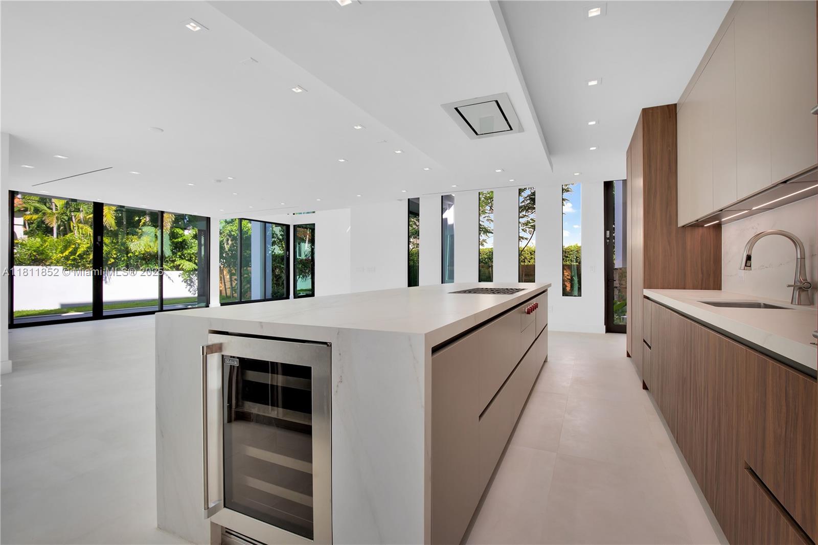 BEACH VIEW SUB - Residential