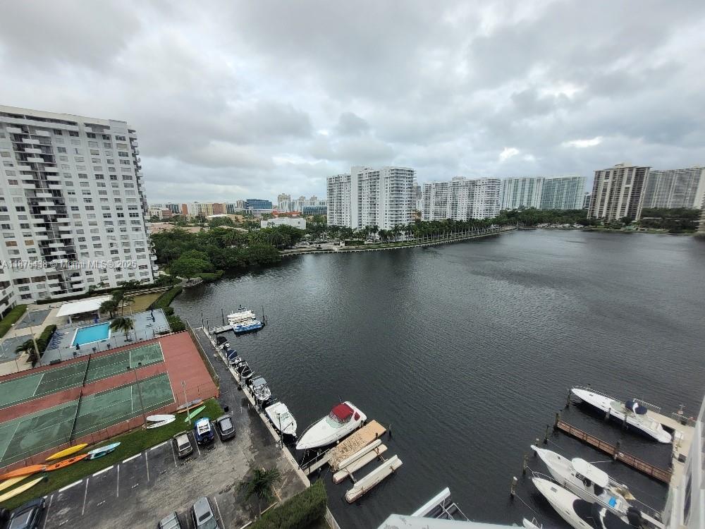 DEL PRADO MARINA - Residential