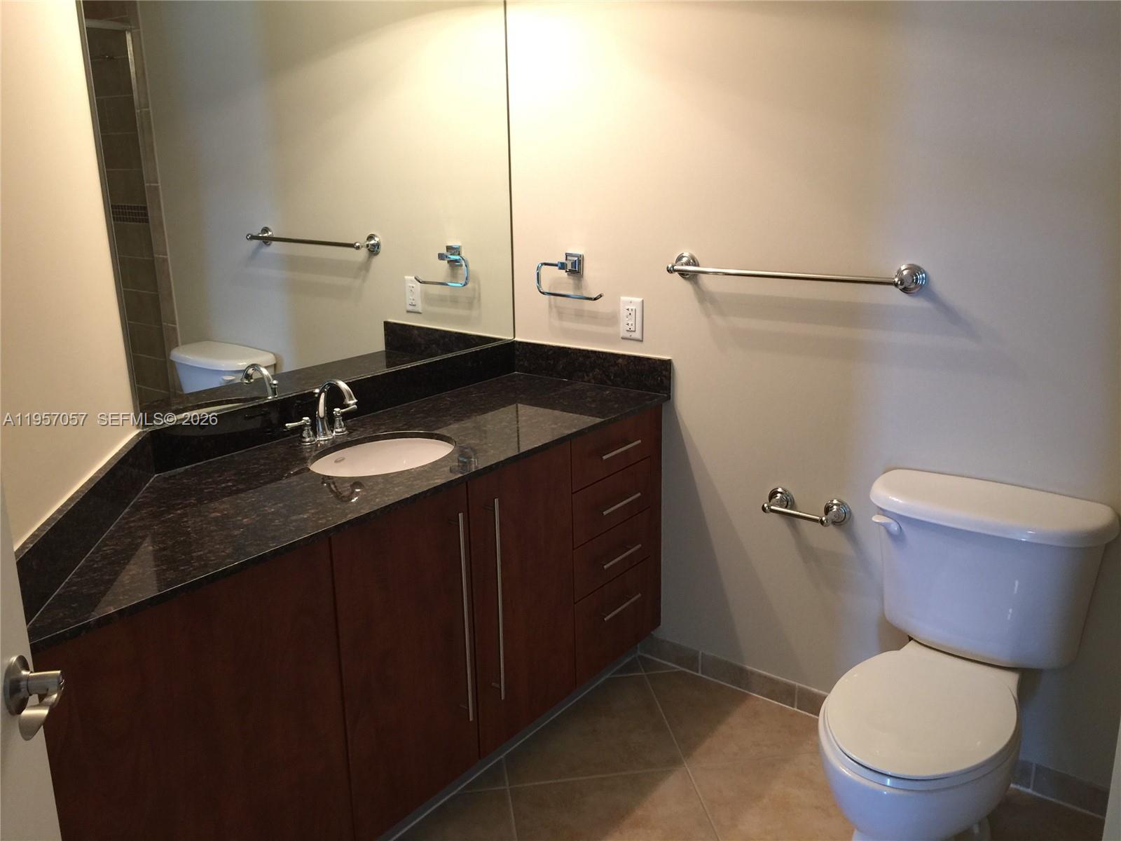 TOSCANO CONDO - Residential