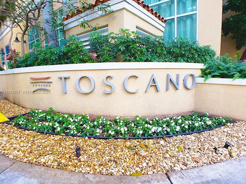 TOSCANO CONDO - Residential