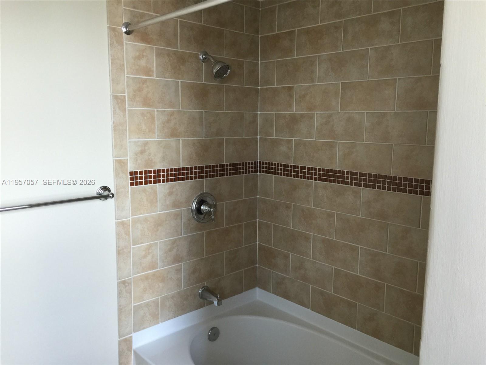 TOSCANO CONDO - Residential