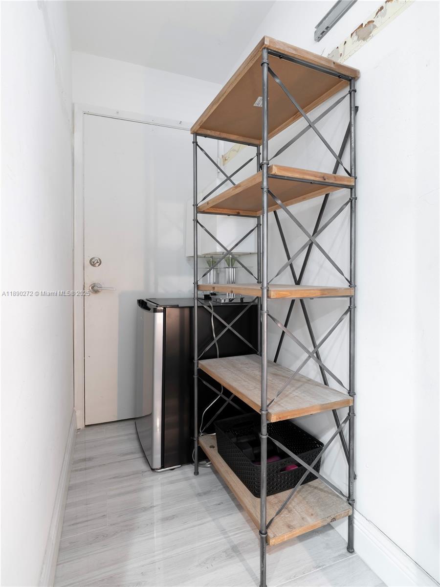 GOLDEN ISLES TOWERS CONDO - Residential