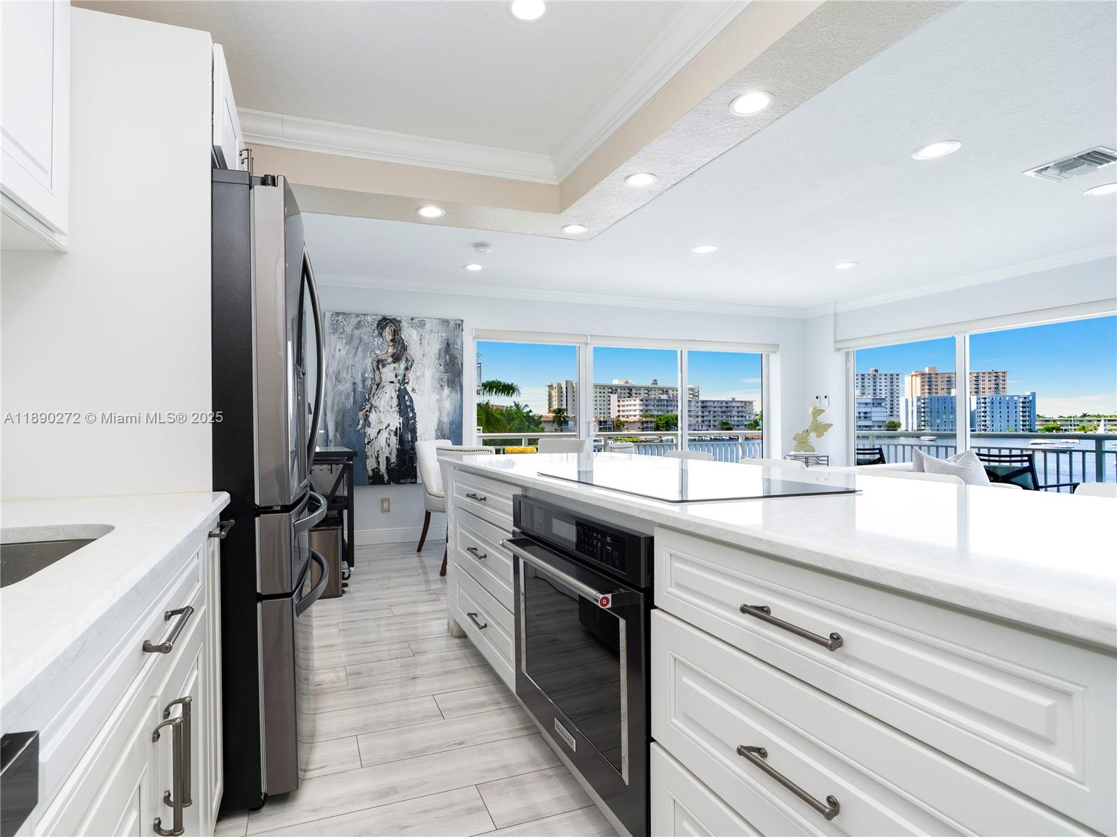 GOLDEN ISLES TOWERS CONDO - Residential