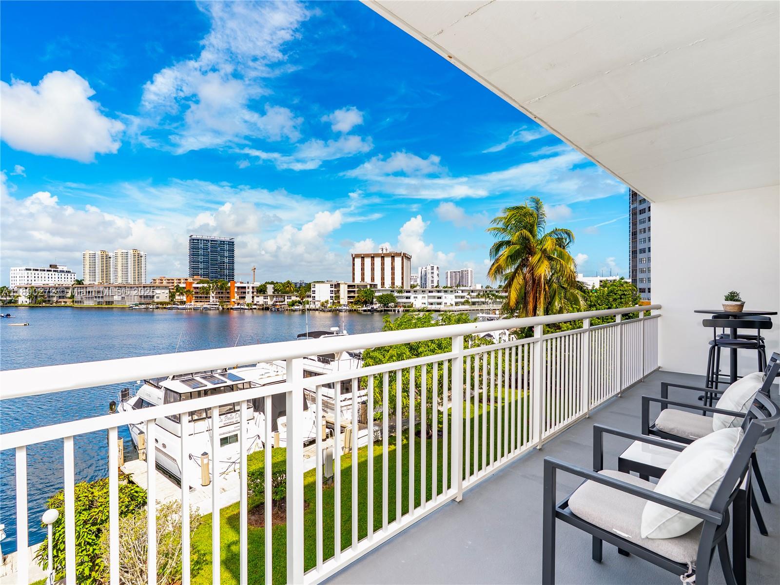 GOLDEN ISLES TOWERS CONDO - Residential