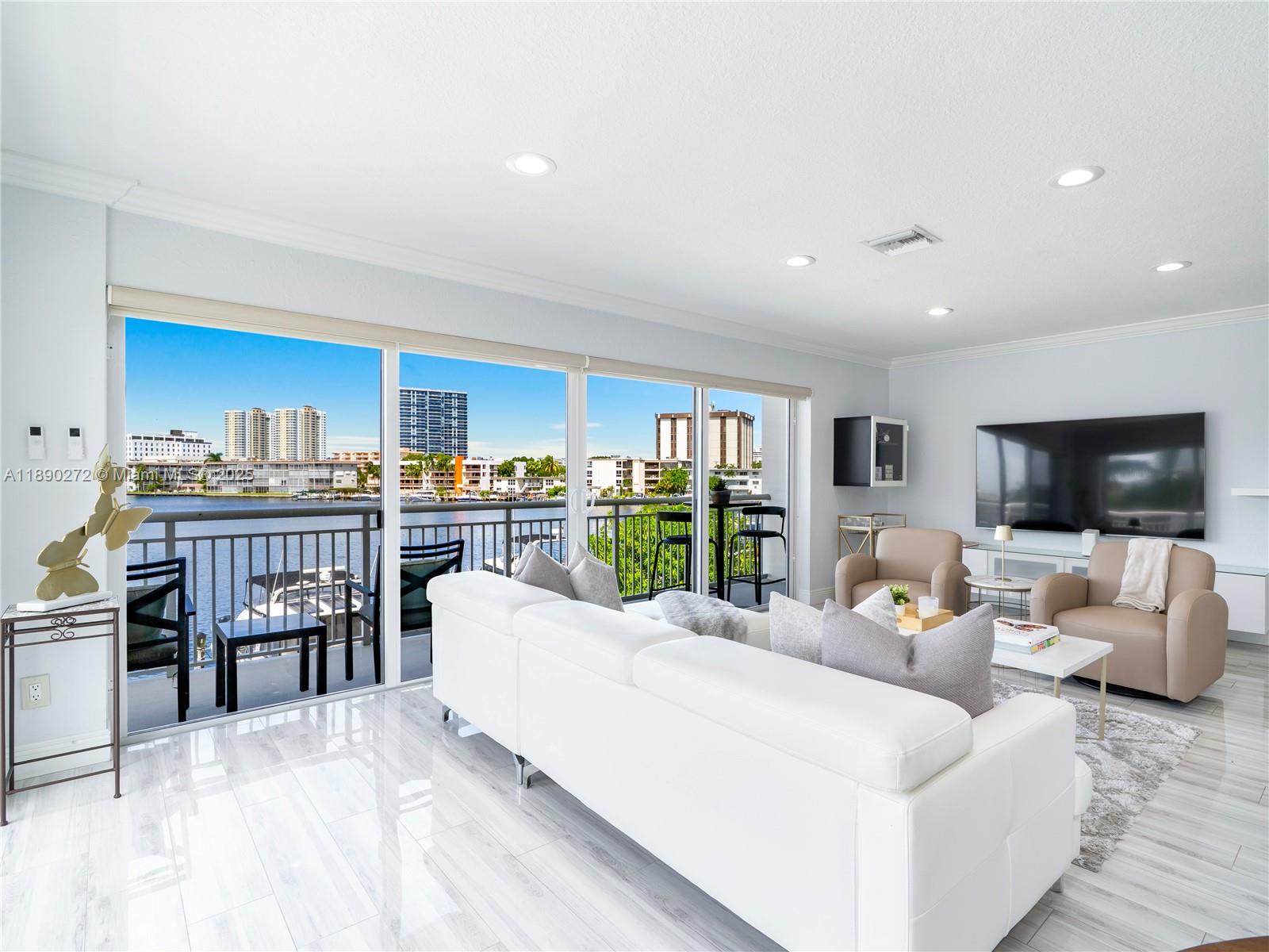 GOLDEN ISLES TOWERS CONDO - Residential