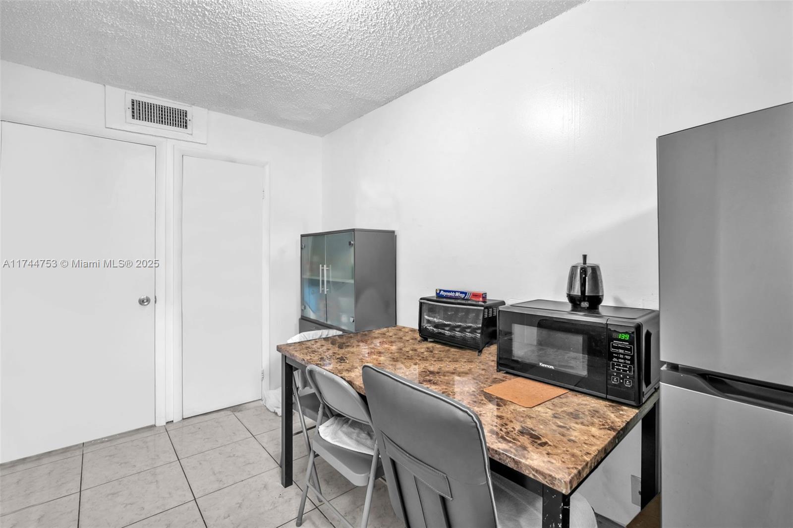BLUEBERRY HILL II CONDO - Residential