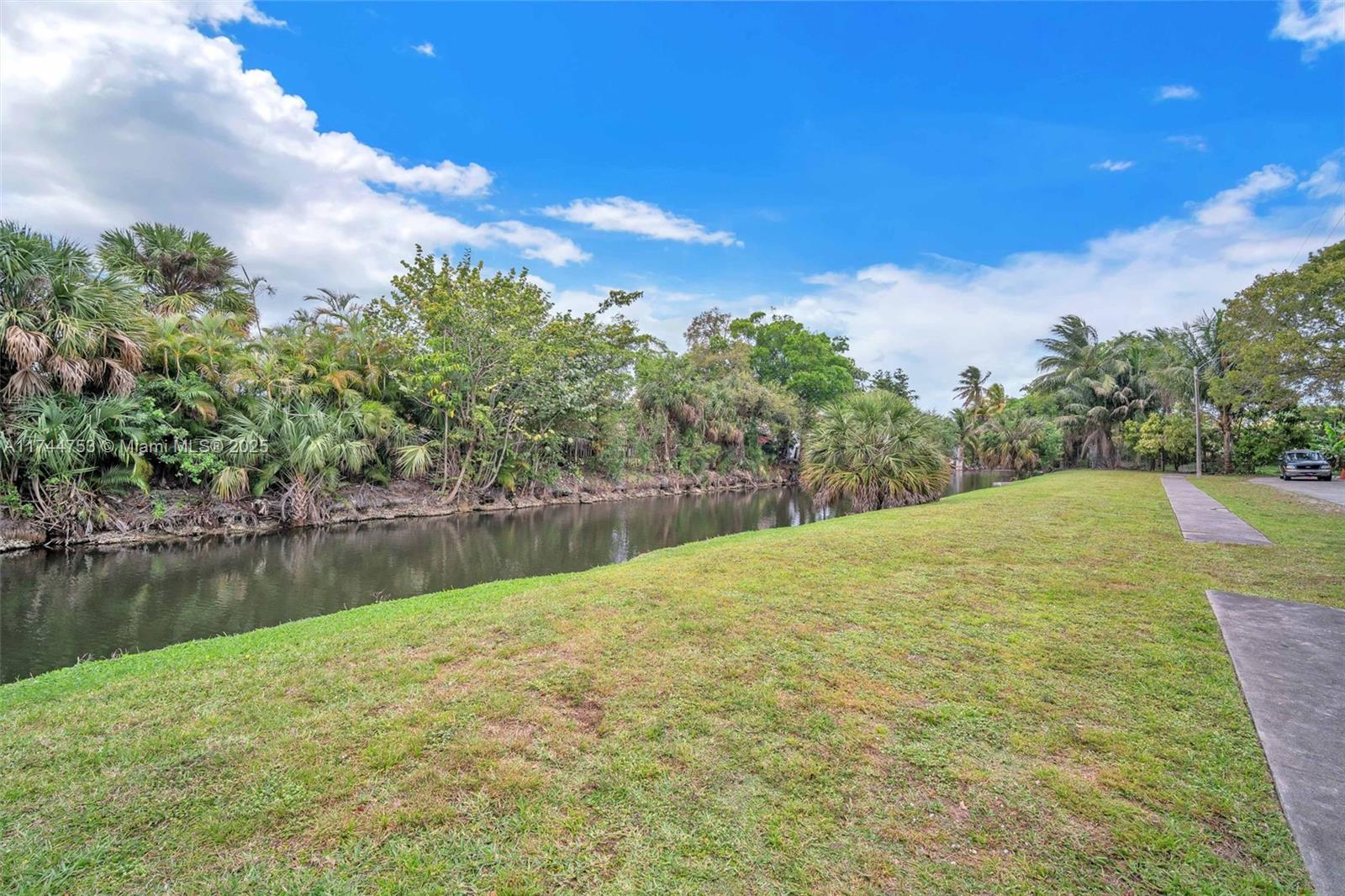 BLUEBERRY HILL II CONDO - Residential