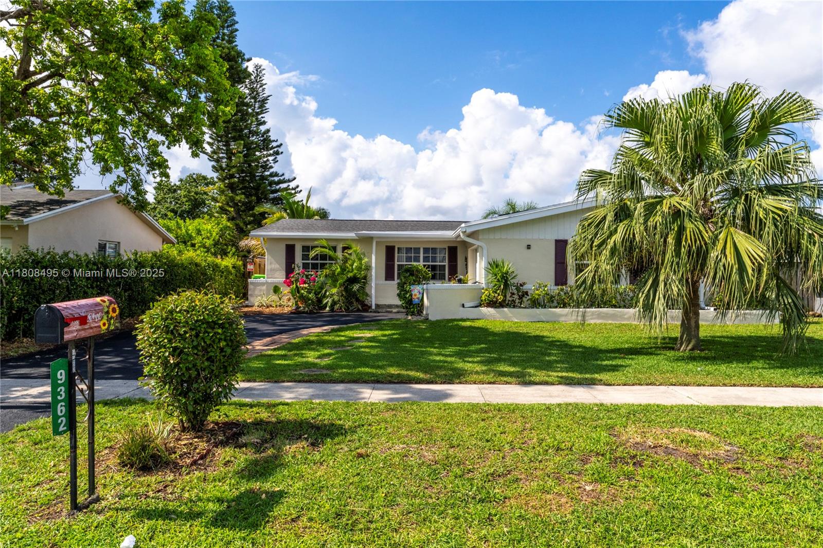 9362 NW 24th Pl