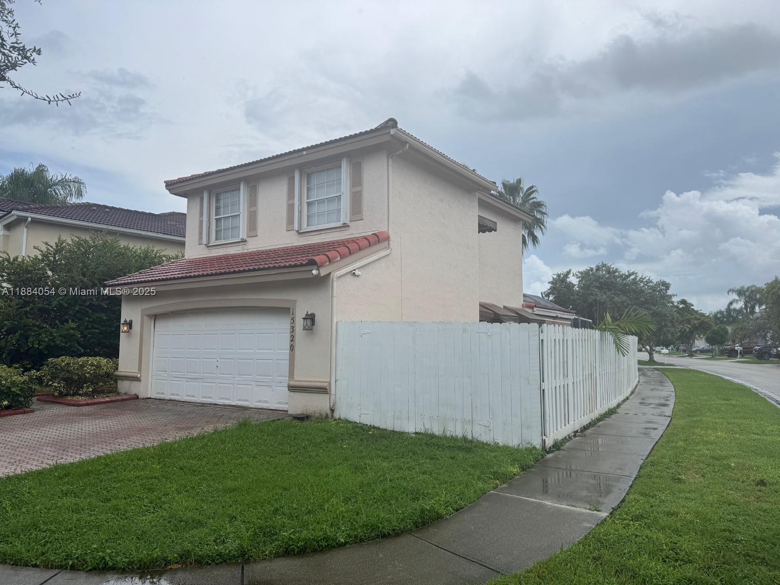 HUNTINGTON SECTION TWO - Residential Lease
