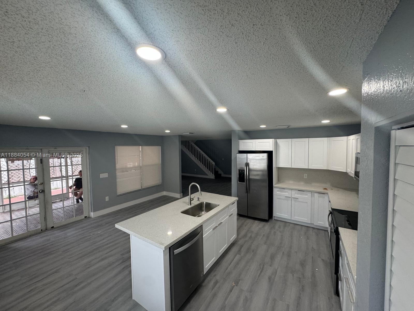 HUNTINGTON SECTION TWO - Residential Lease