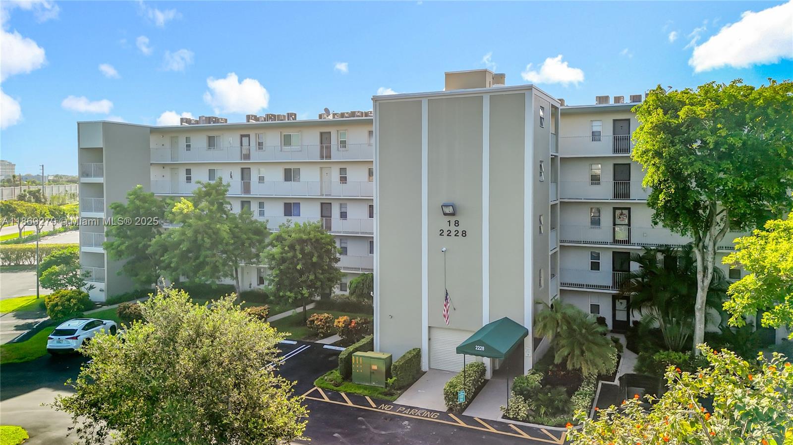 Live in comfort at this well-maintained 2 bed, 2 bath townhome located at 2228 N Cypress Bent Dr, Pompano Beach, FL 33069. This charming unit features a spacious living area, and includes a full suite of appliances: refrigerator, range, oven, cooktop, microwave, dishwasher, garbage disposal, washer, and dryer. The property also boasts central A/C for year-round comfort.