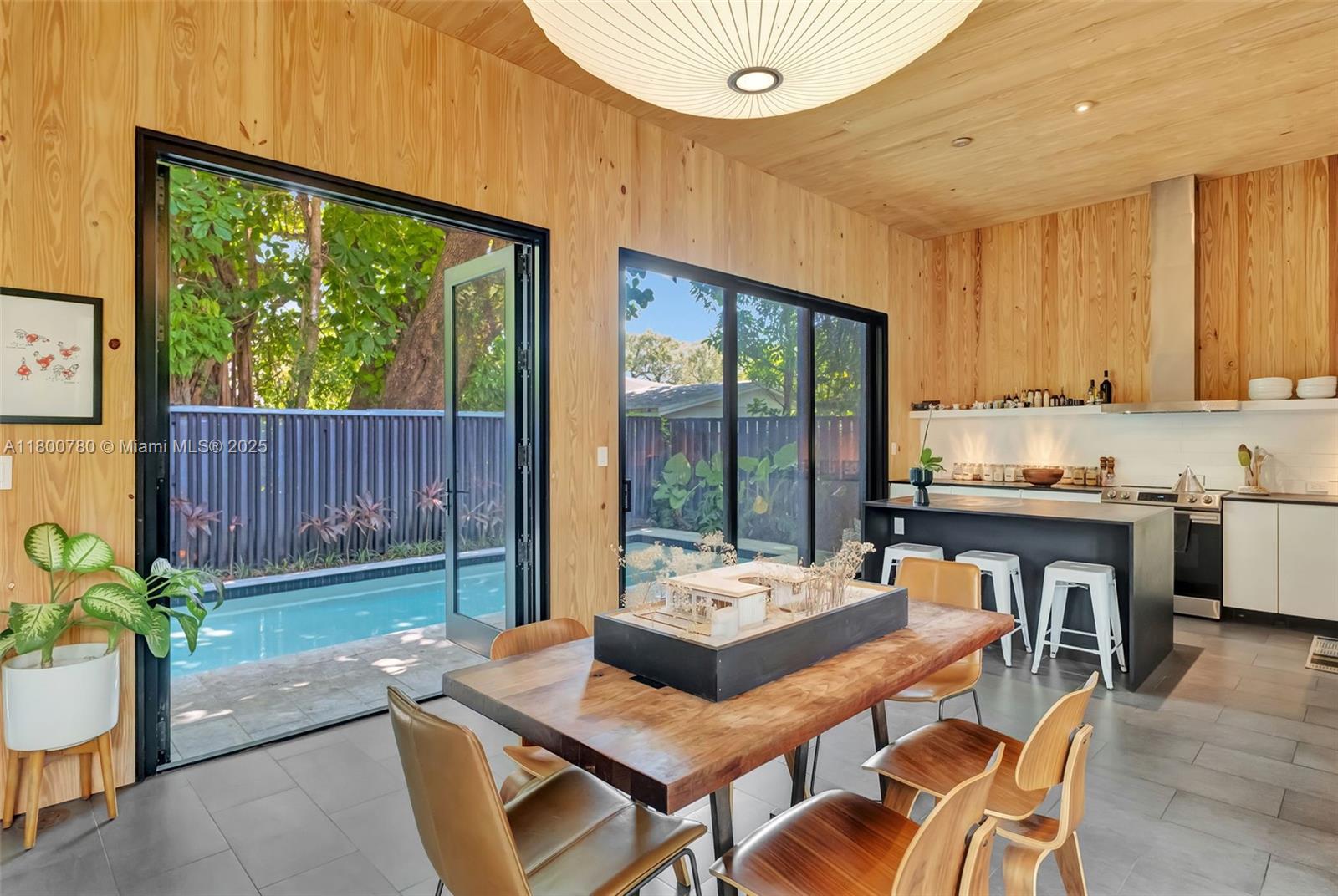 FROW HOMESTEAD - Residential