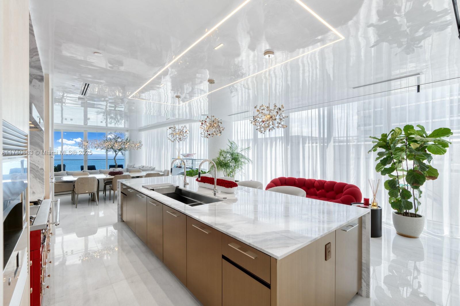 NORTH BISCAYNE BEACH AMEN - Residential