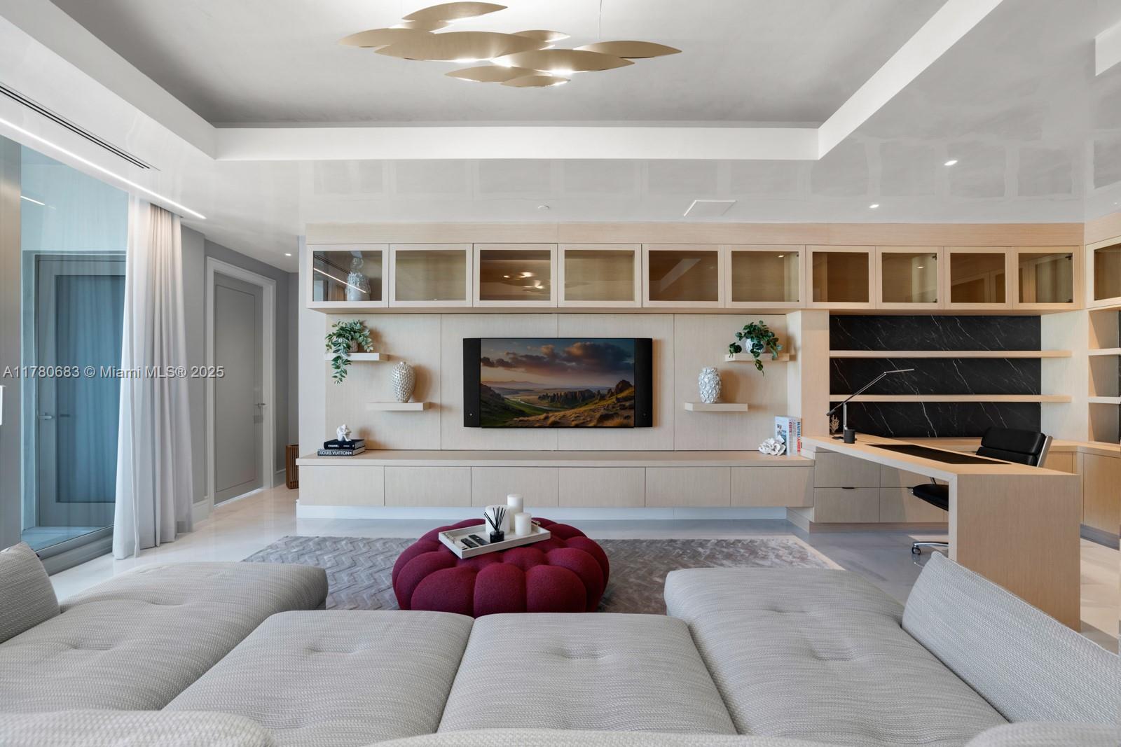 NORTH BISCAYNE BEACH AMEN - Residential