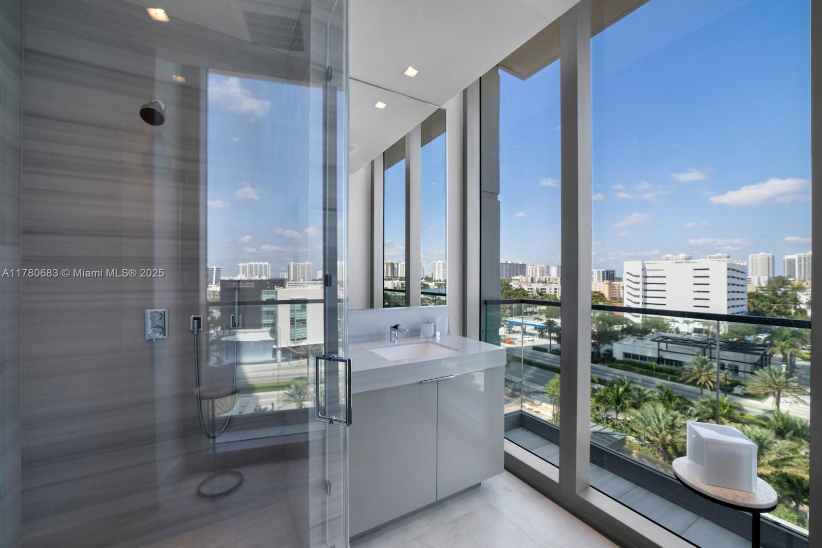 NORTH BISCAYNE BEACH AMEN - Residential