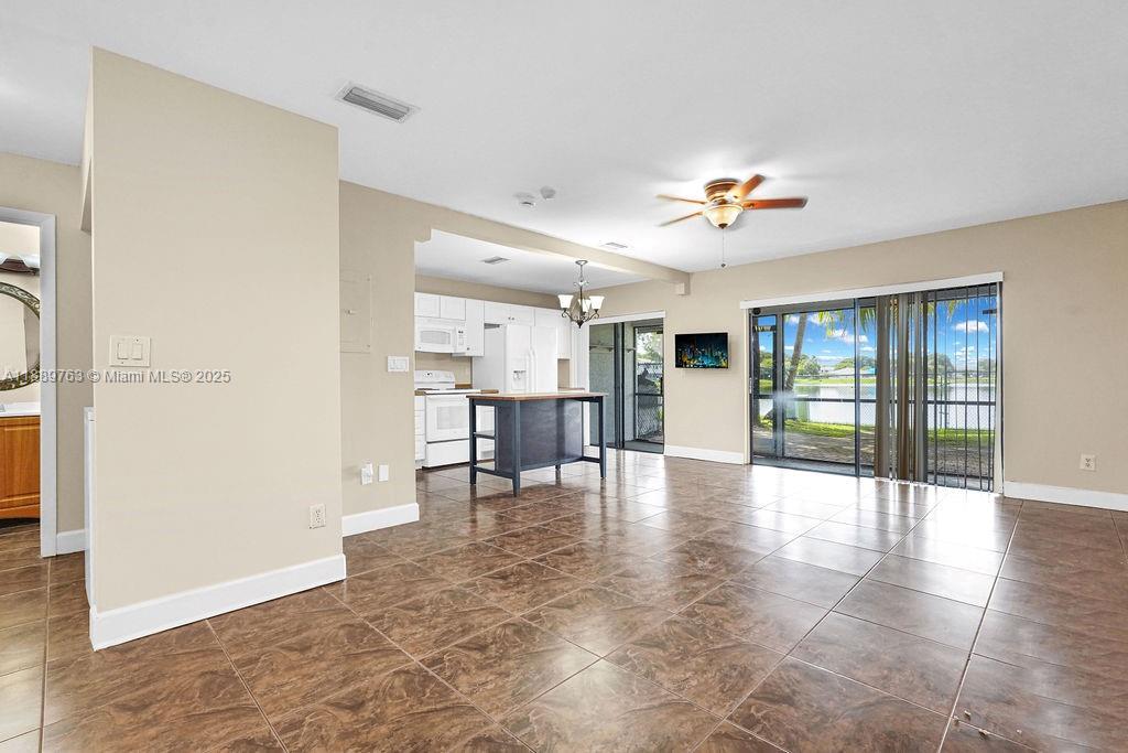 PEMBROKE POINTE SECTION T - Residential Lease