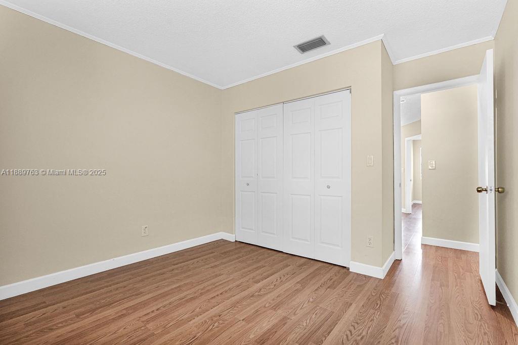 PEMBROKE POINTE SECTION T - Residential Lease