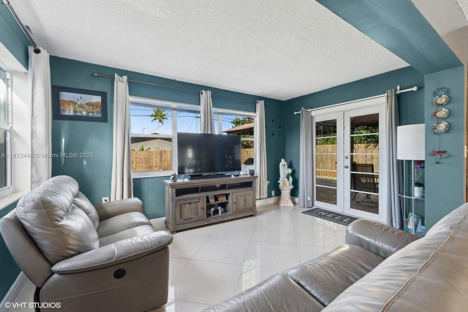 FLORAL HEIGHTS 1ST ADD - Residential