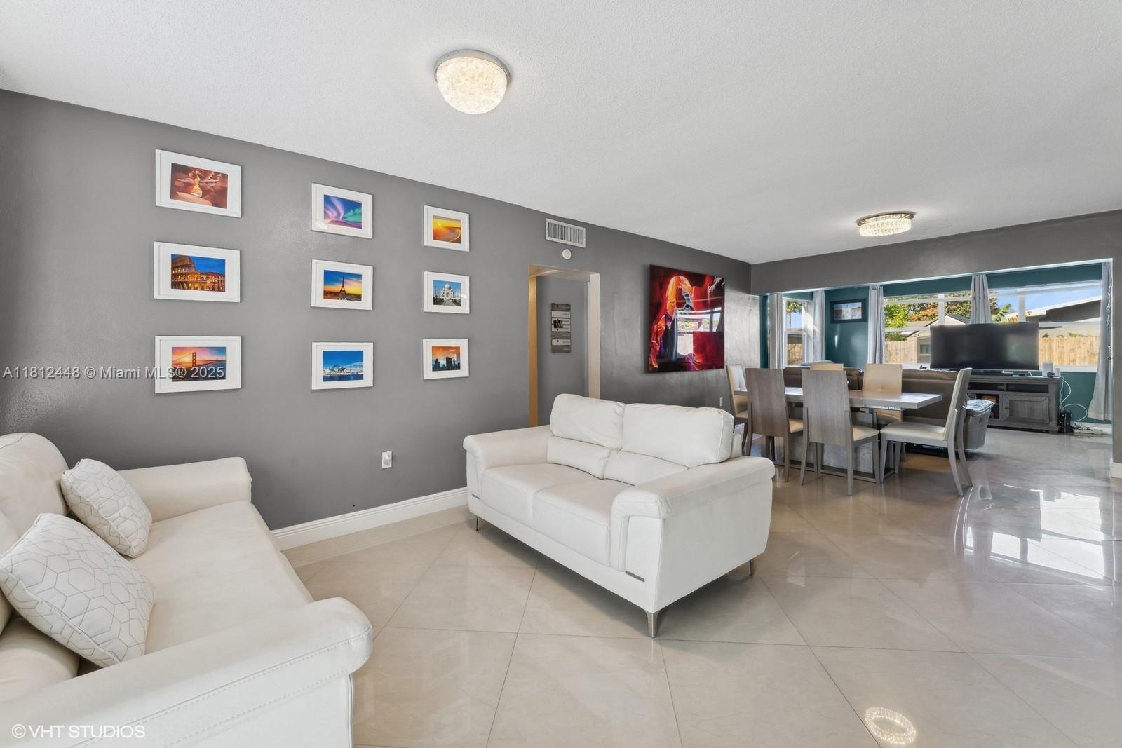 FLORAL HEIGHTS 1ST ADD - Residential