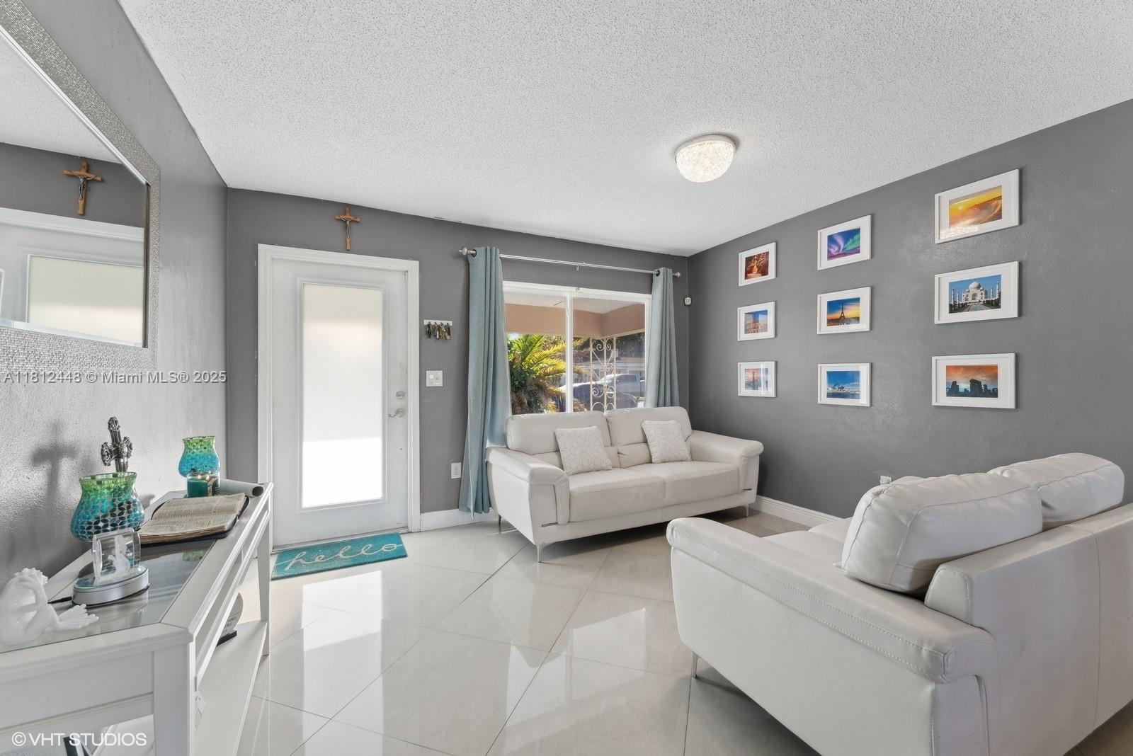 FLORAL HEIGHTS 1ST ADD - Residential