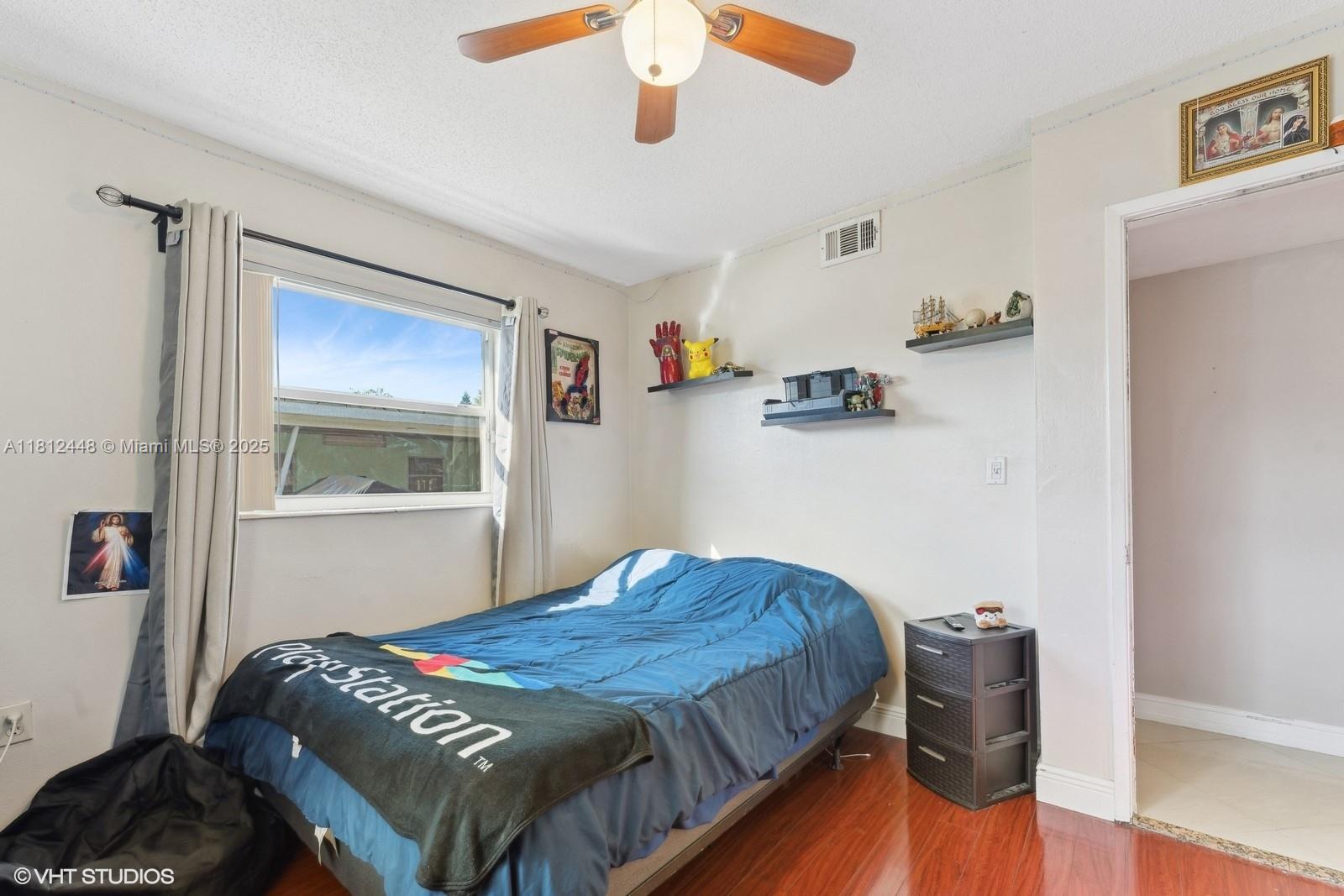 FLORAL HEIGHTS 1ST ADD - Residential
