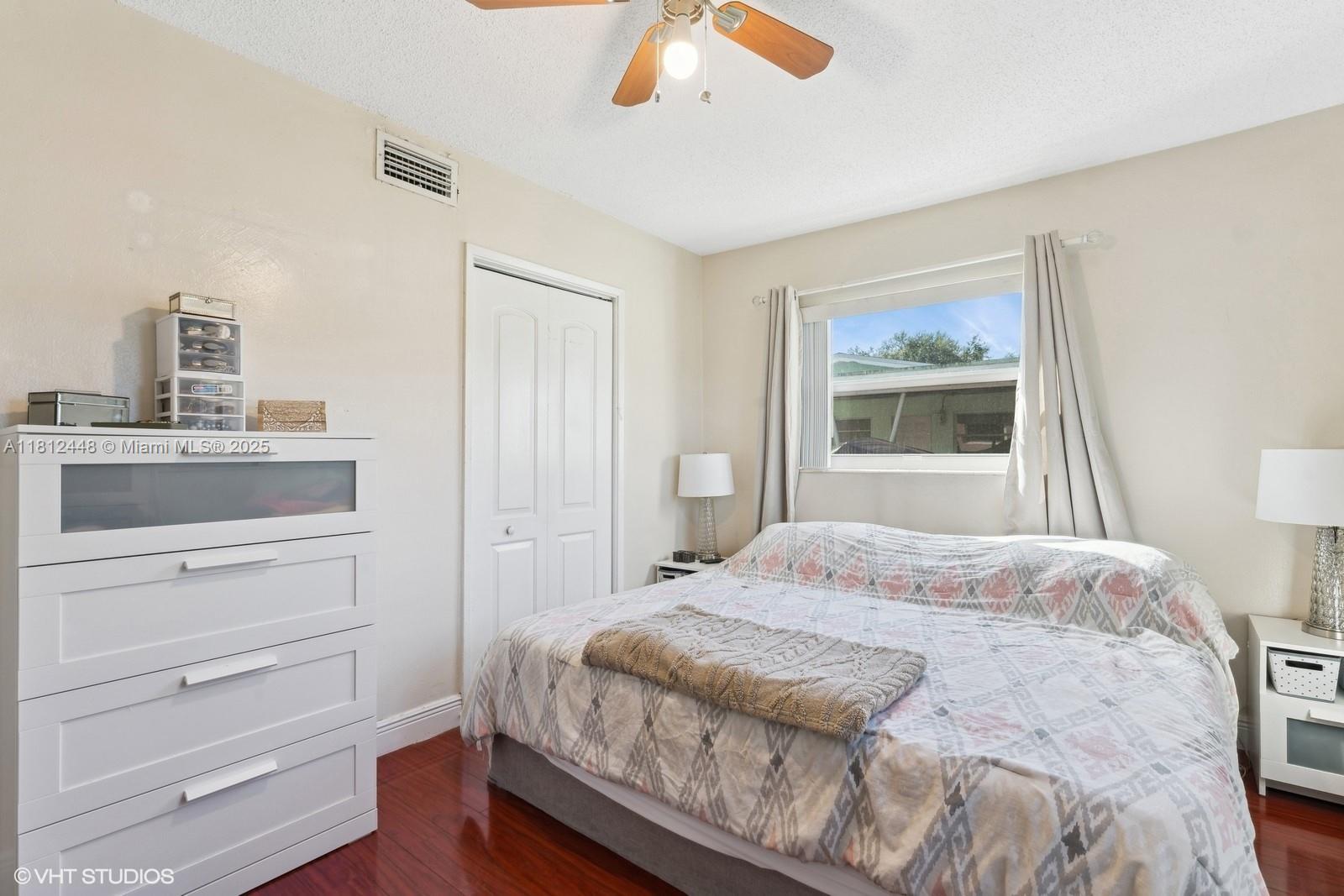FLORAL HEIGHTS 1ST ADD - Residential