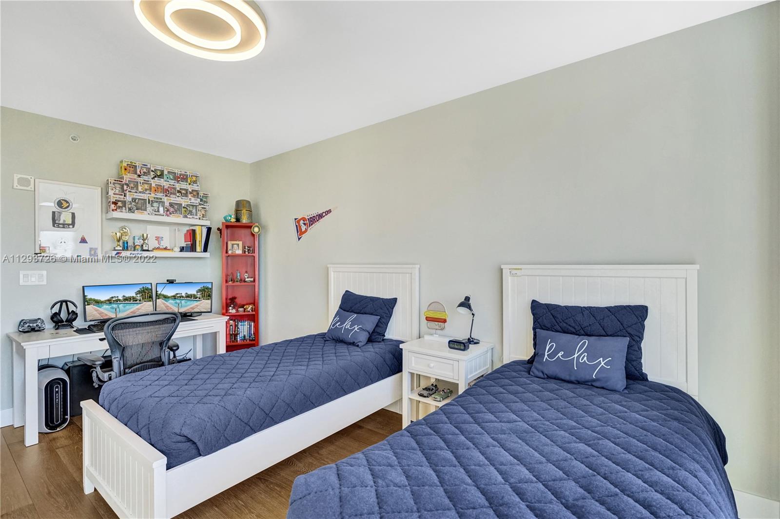 GRAND BAY TOWER CONDO - Residential