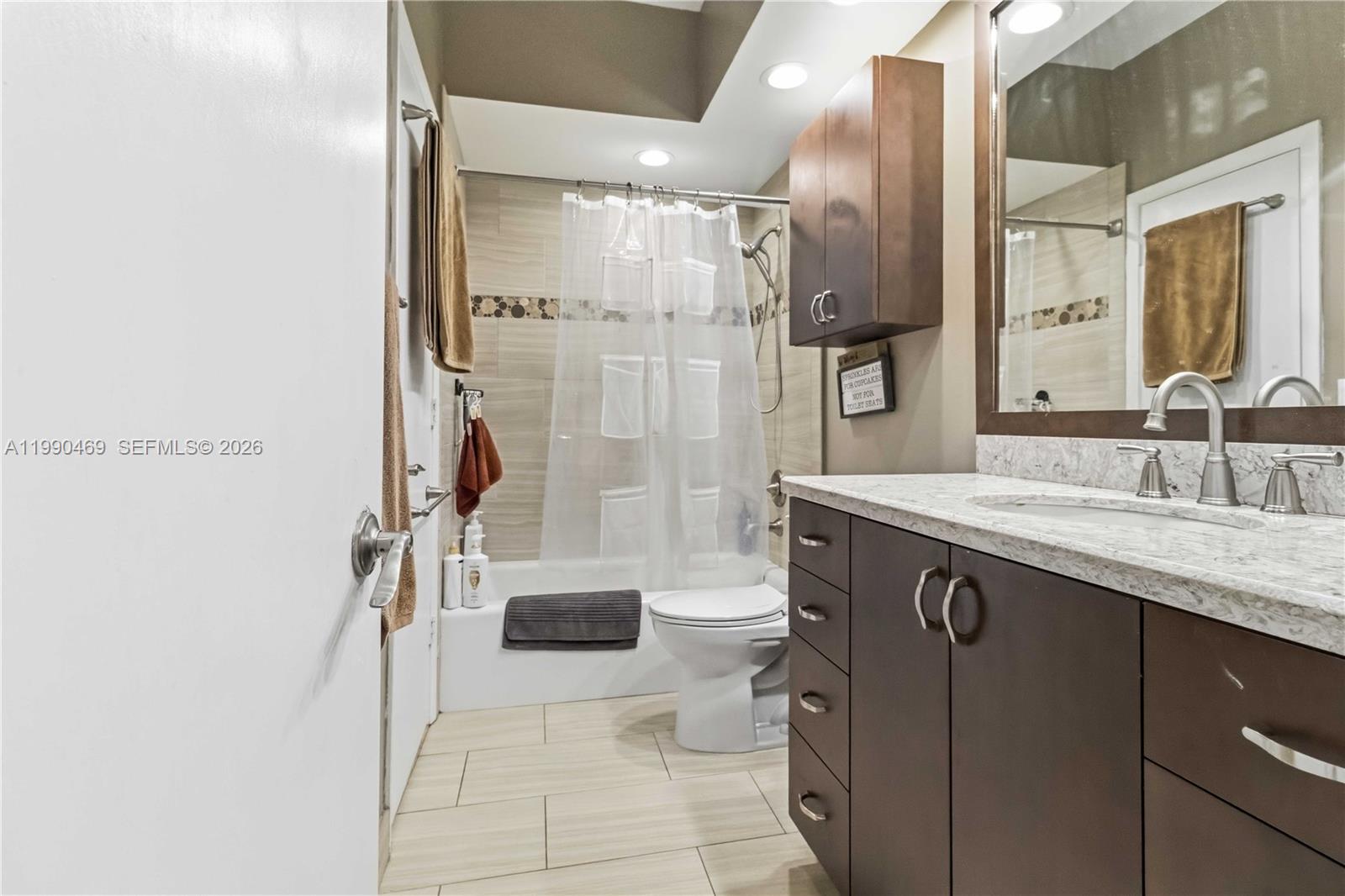 WELLEBY UNIT EIGHT - Residential