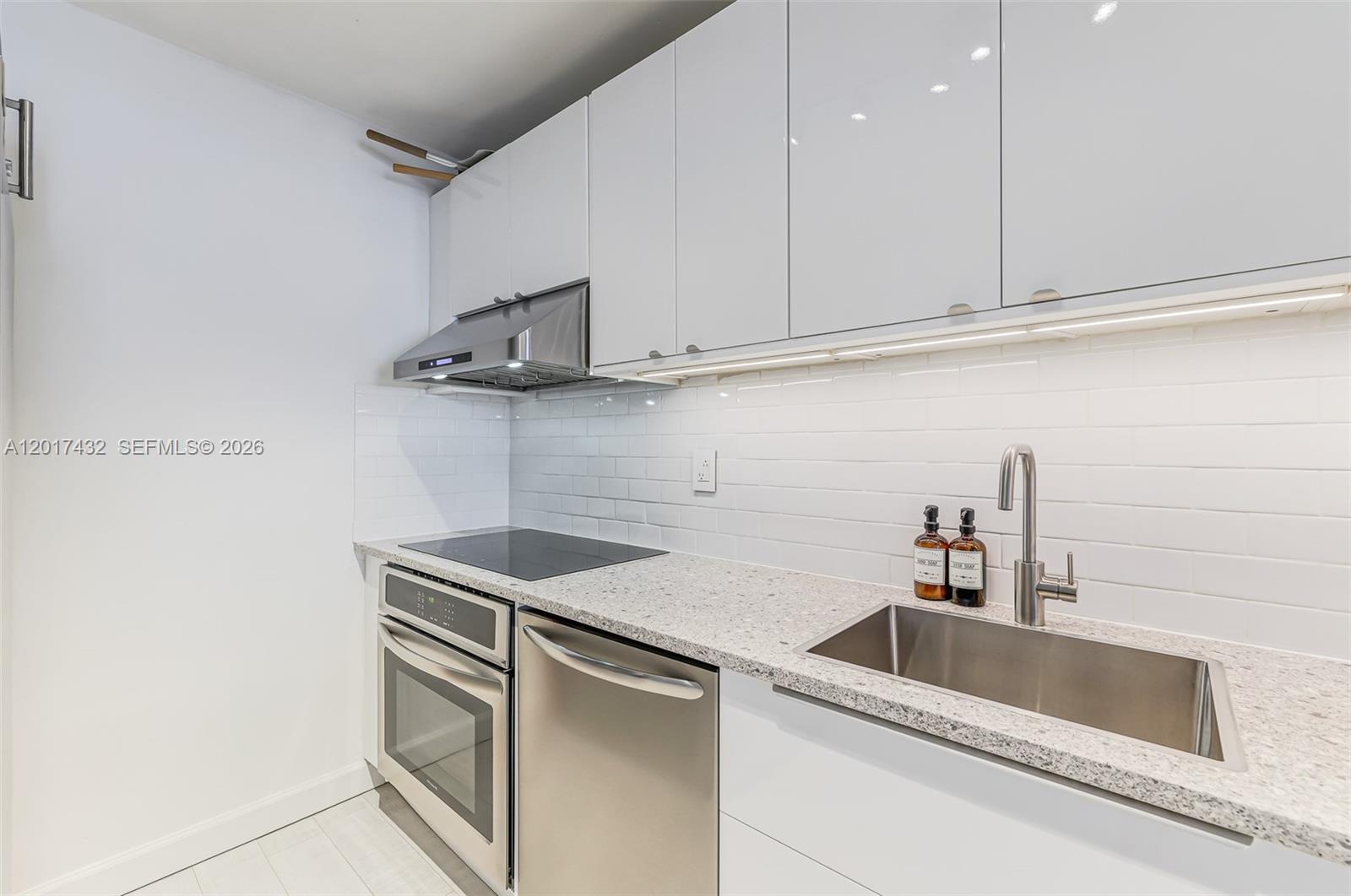 LINCOLN WEST TOWERS CONDO - Residential