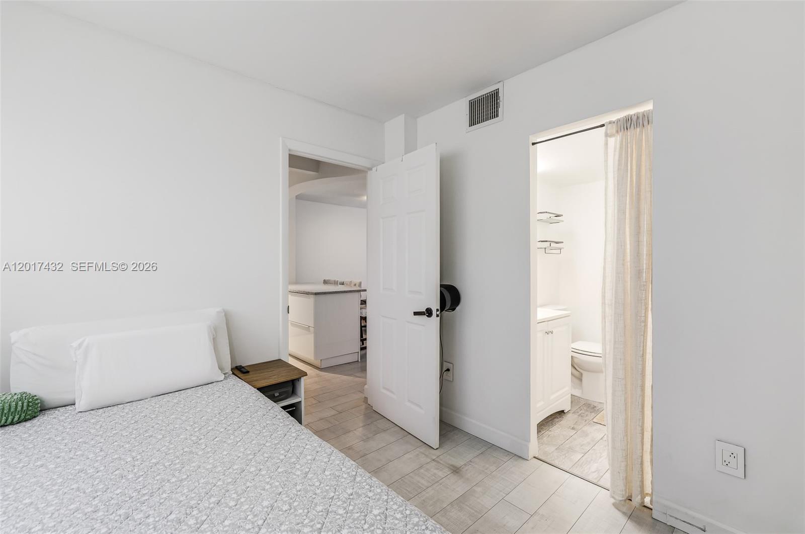 LINCOLN WEST TOWERS CONDO - Residential