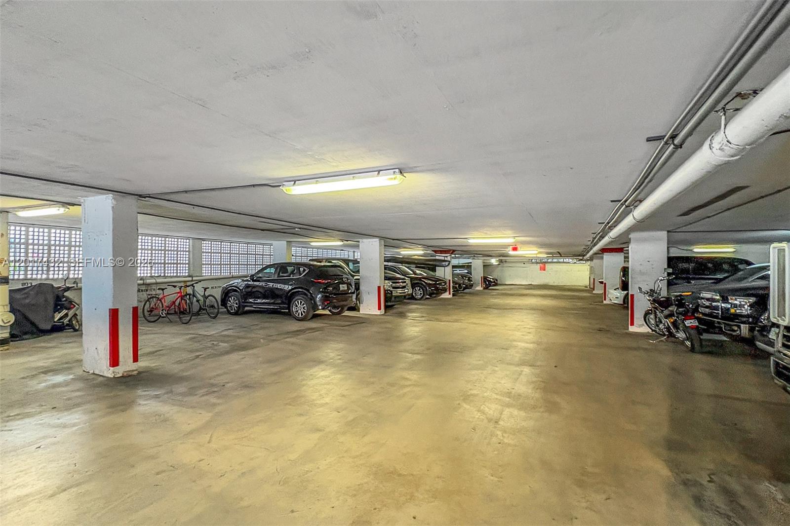 LINCOLN WEST TOWERS CONDO - Residential