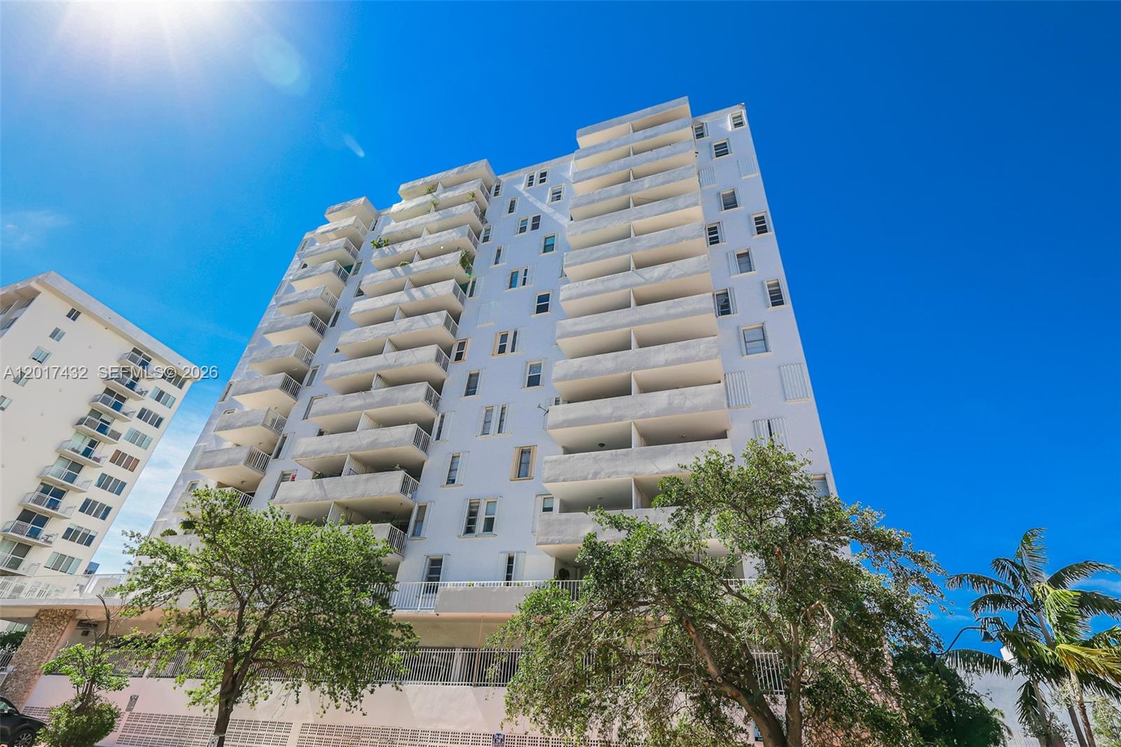 1331 Lincoln Rd 704