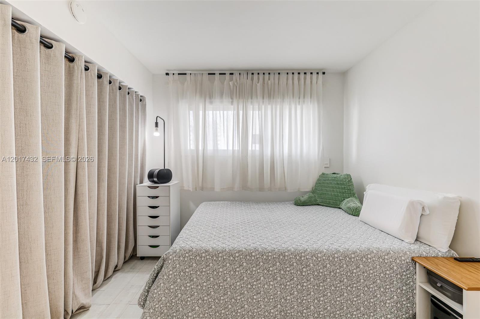 LINCOLN WEST TOWERS CONDO - Residential