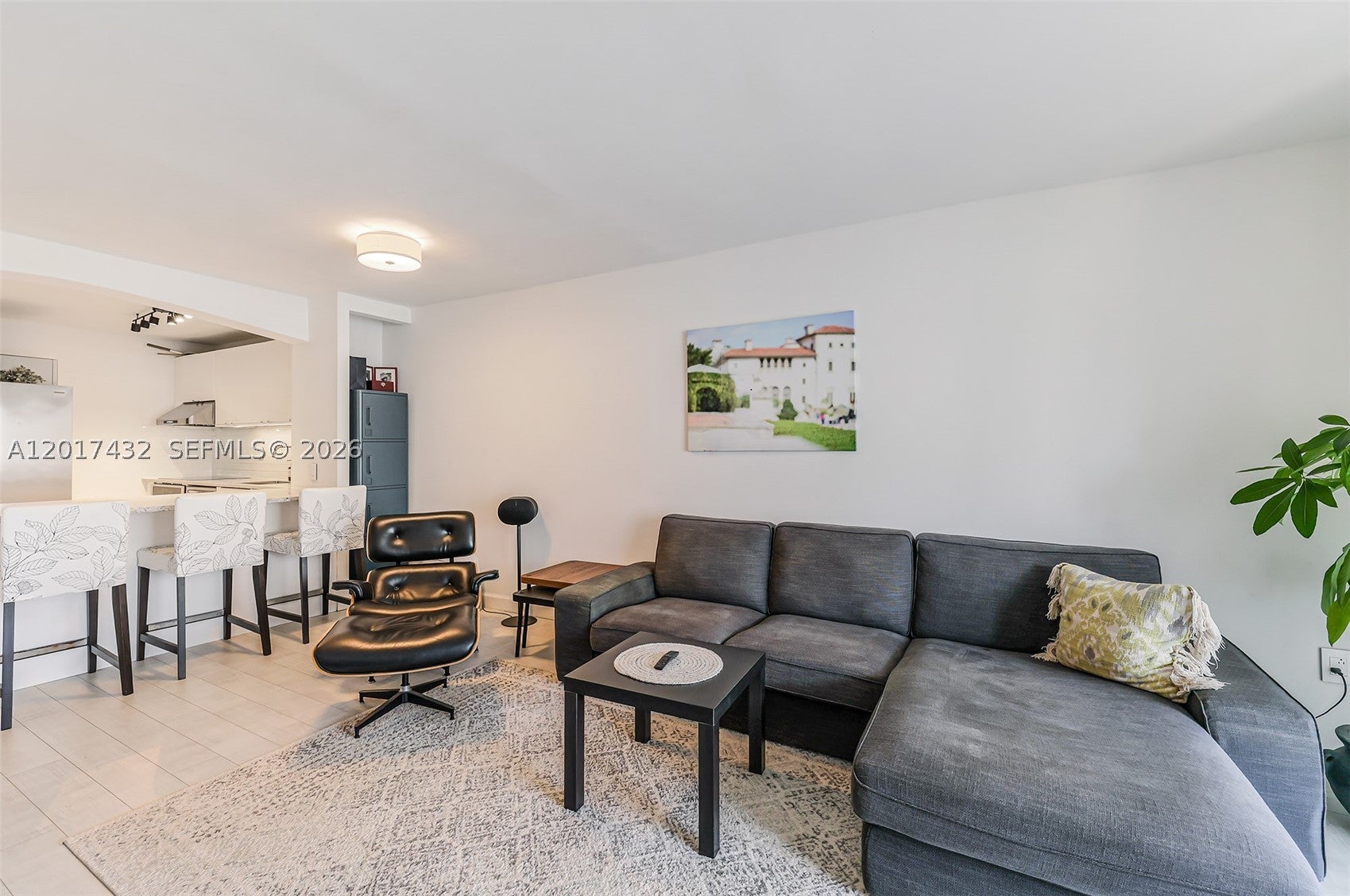 1331 Lincoln Rd 704