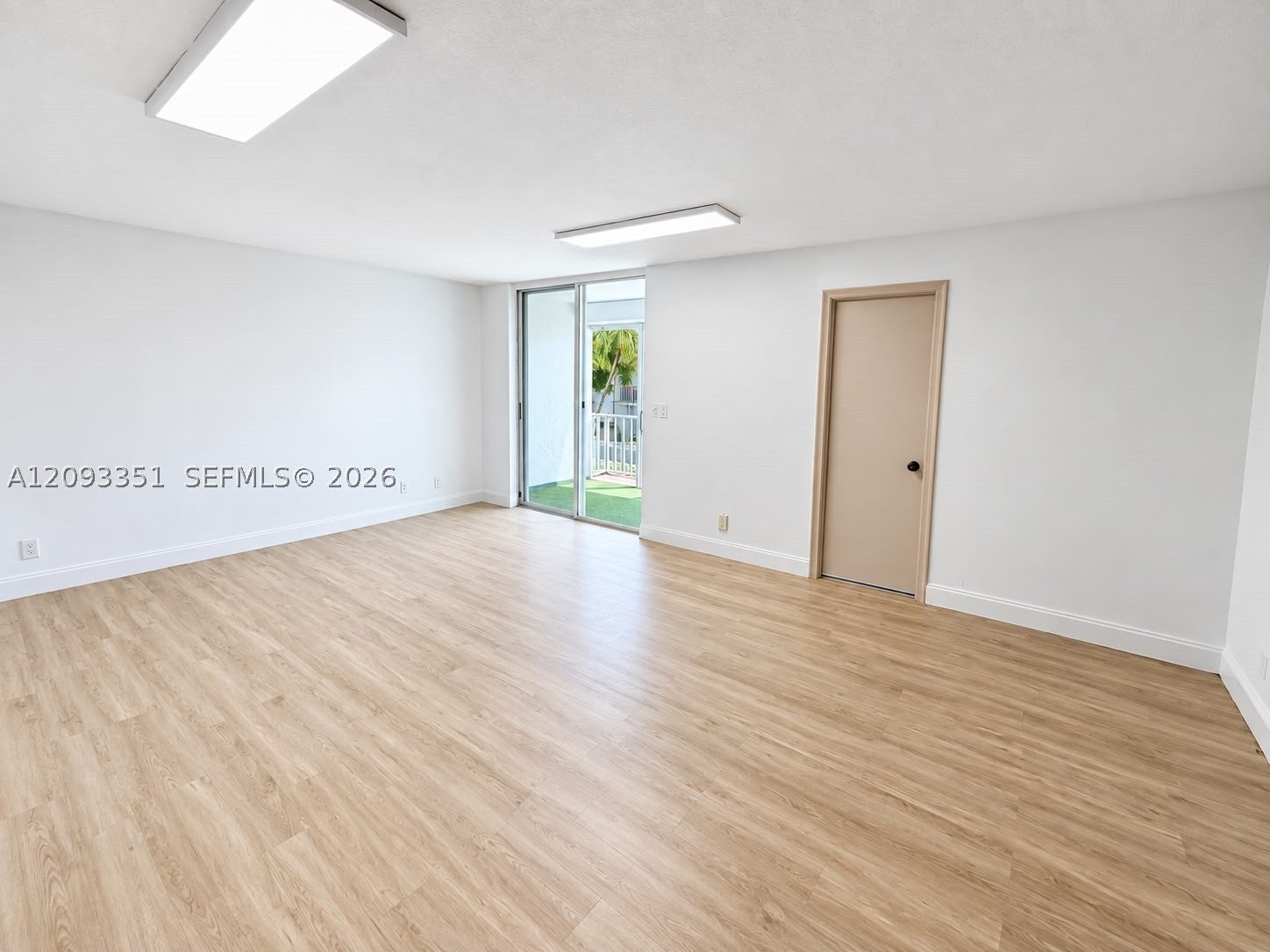 712 NE 26th Ave