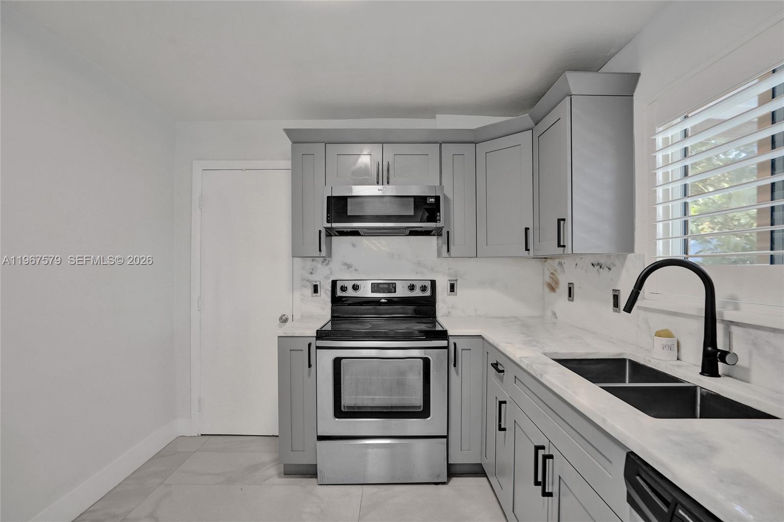 MIRAMAR SEC 3 - Residential