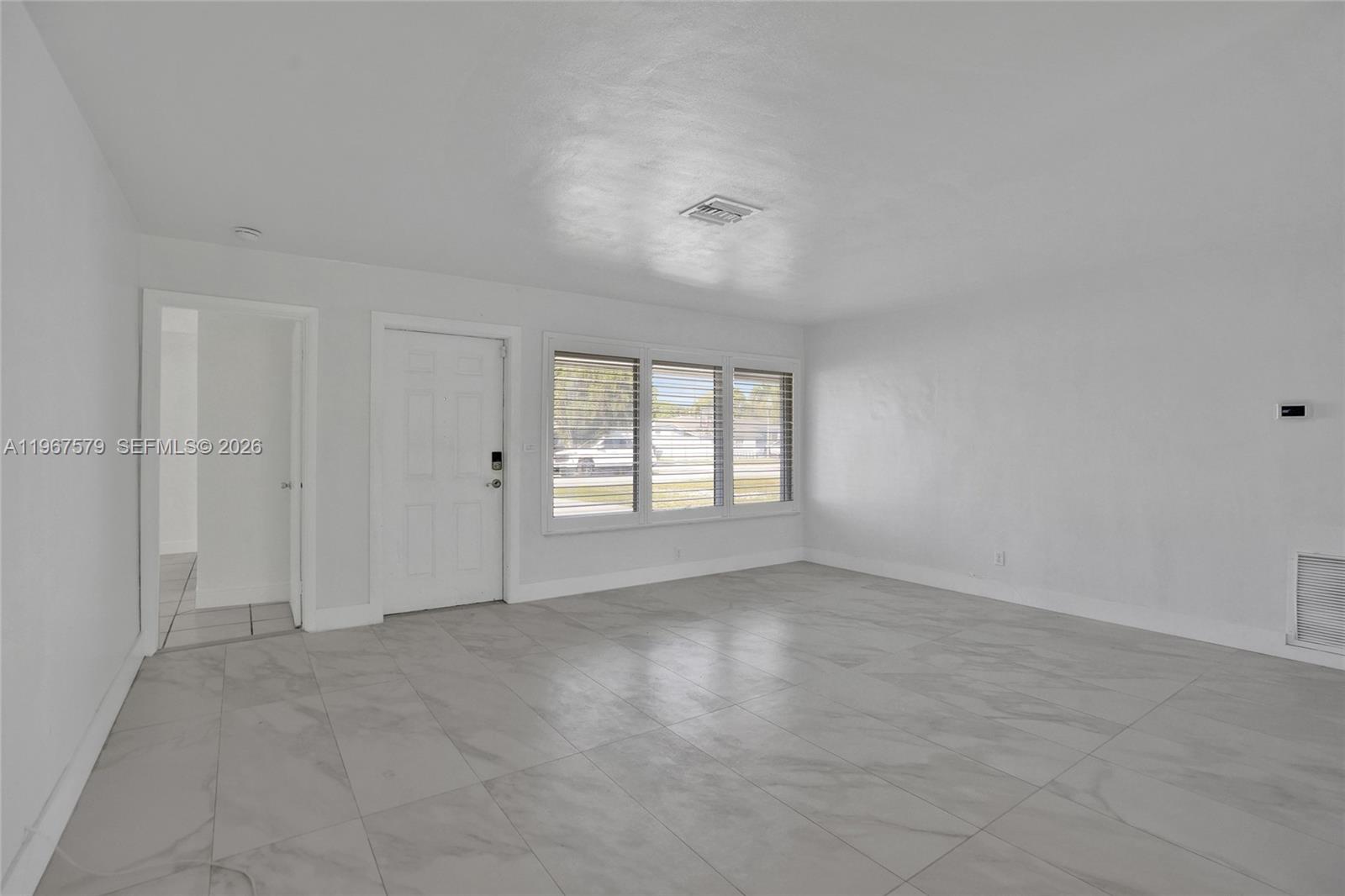 MIRAMAR SEC 3 - Residential