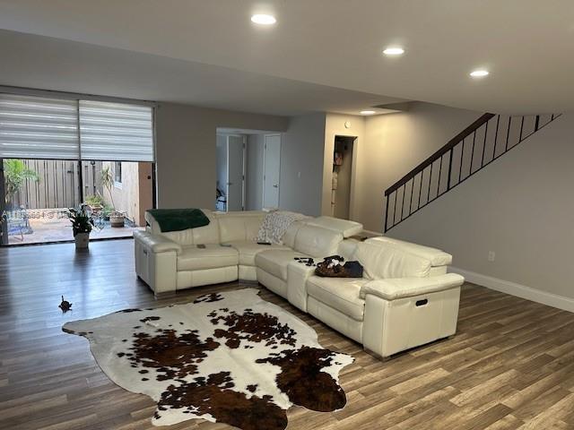 TOWNHOUSES OF THE CALIF C - Residential Lease